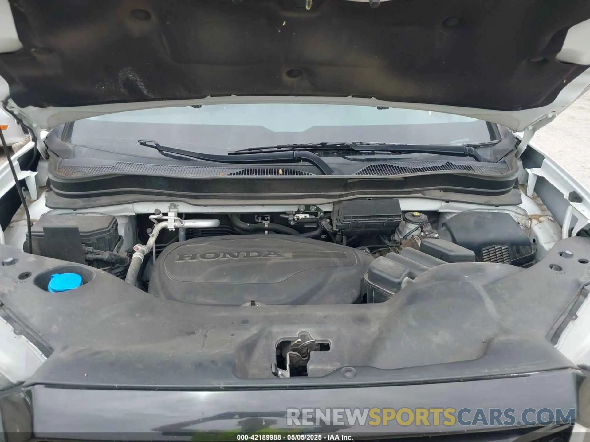 10 Photograph of a damaged car 5FPYK3F12MB000644 HONDA RIDGELINE 2021