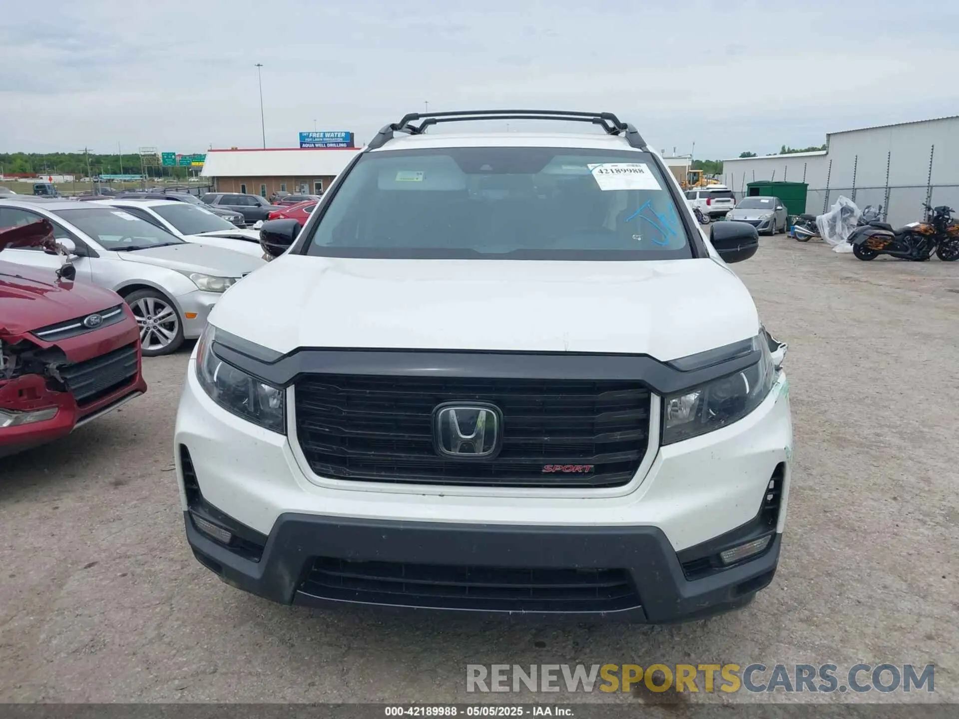 12 Photograph of a damaged car 5FPYK3F12MB000644 HONDA RIDGELINE 2021
