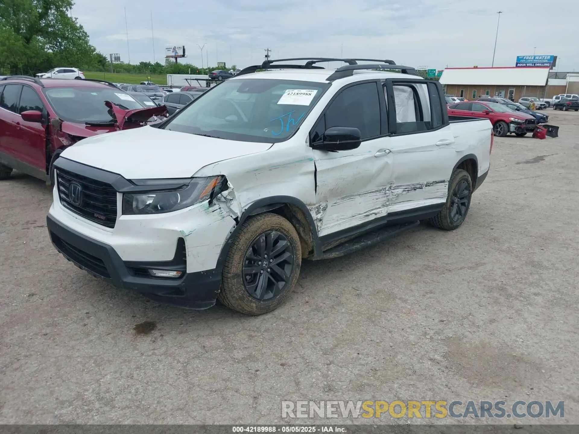 2 Photograph of a damaged car 5FPYK3F12MB000644 HONDA RIDGELINE 2021