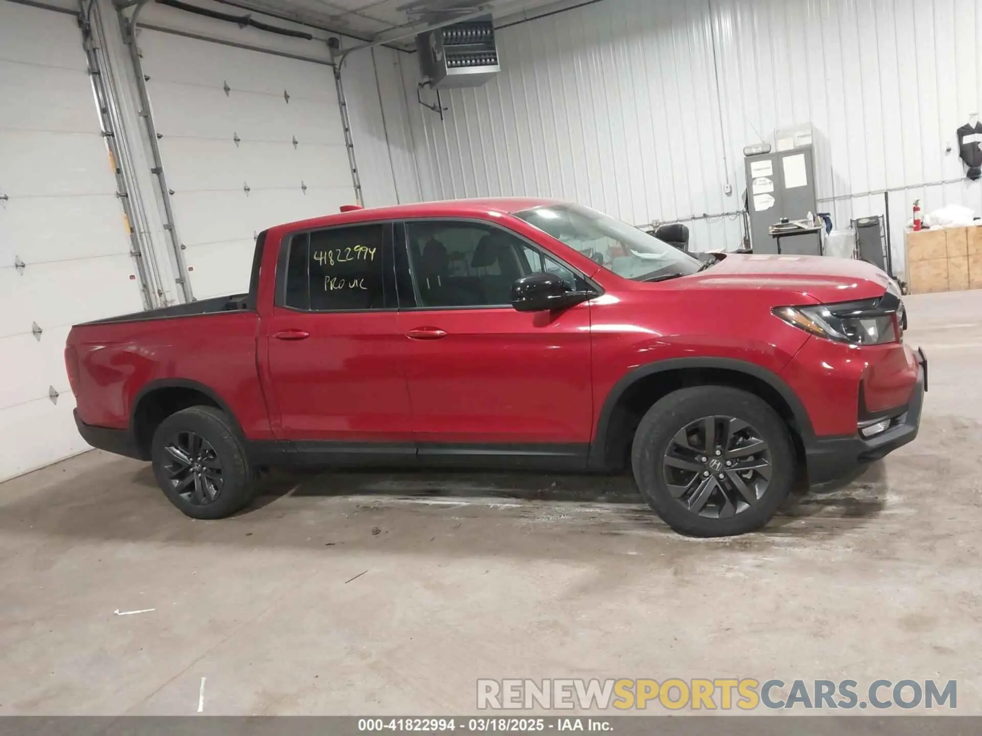 13 Photograph of a damaged car 5FPYK3F13MB009577 HONDA RIDGELINE 2021