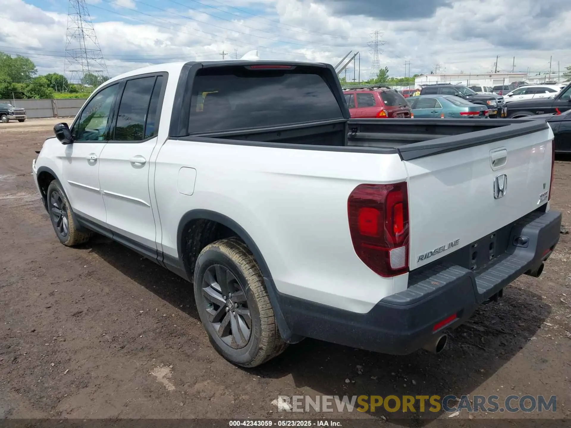 3 Photograph of a damaged car 5FPYK3F14MB005117 HONDA RIDGELINE 2021