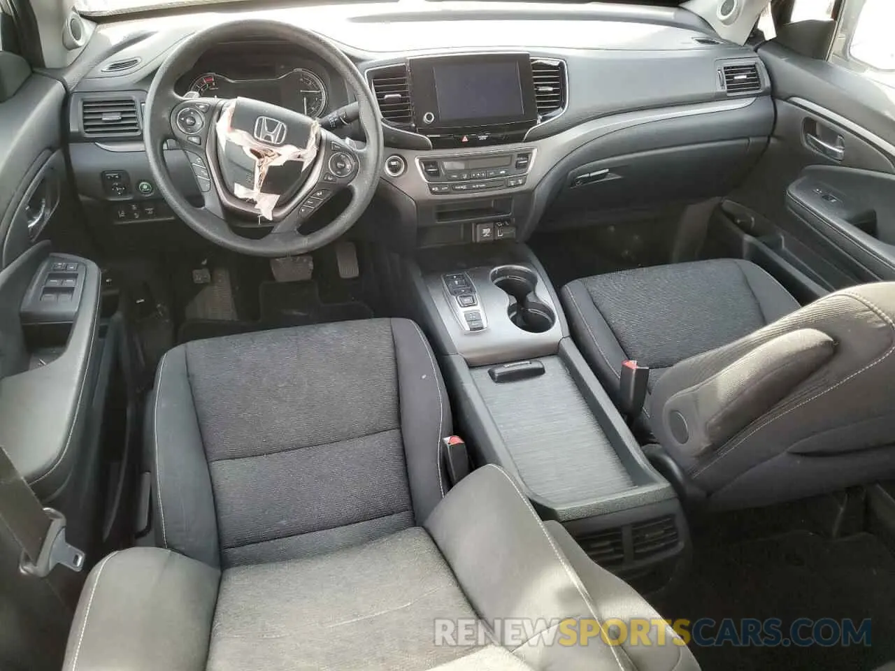 8 Photograph of a damaged car 5FPYK3F15MB016353 HONDA RIDGELINE 2021