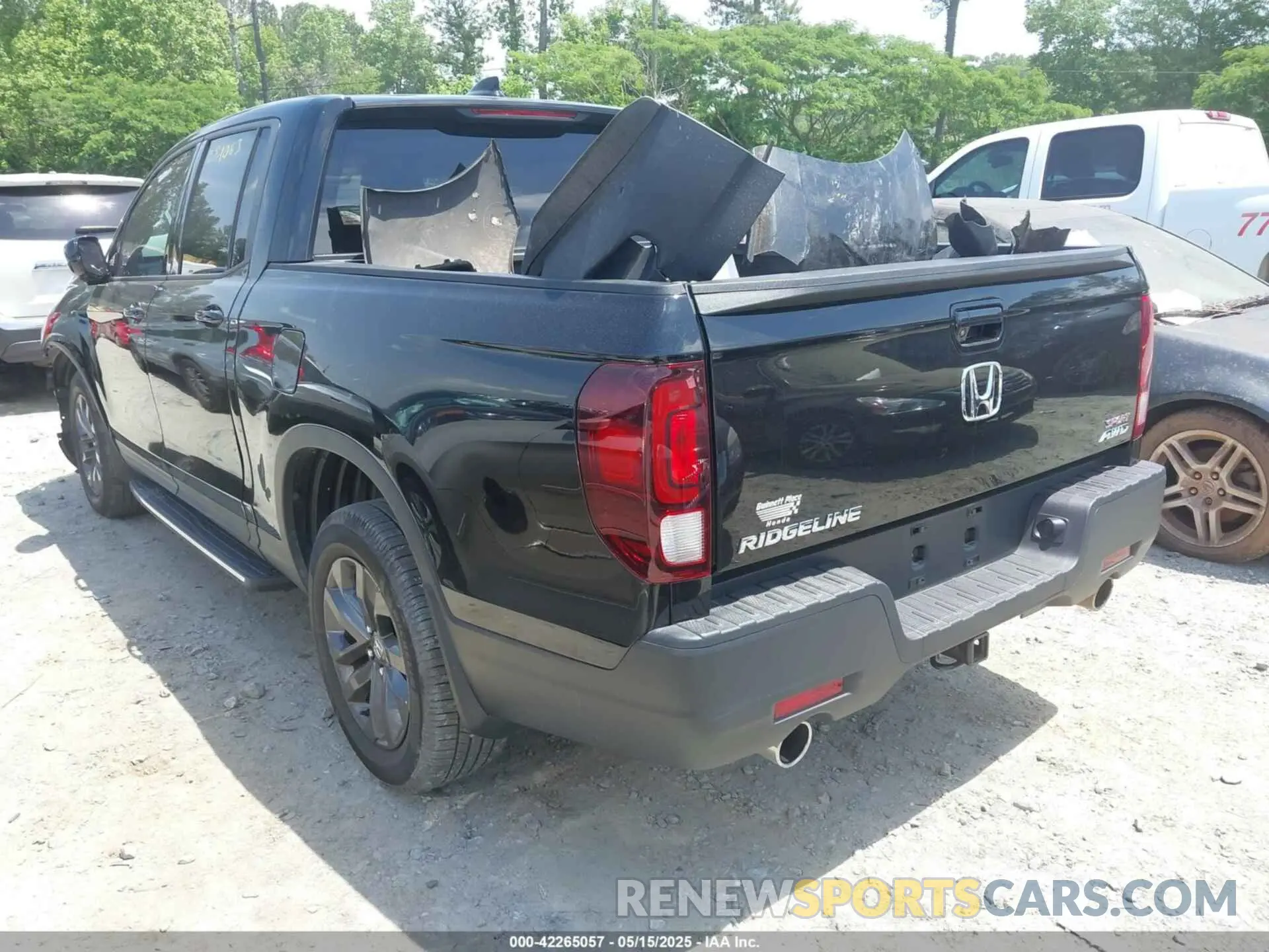 3 Photograph of a damaged car 5FPYK3F15MB026171 HONDA RIDGELINE 2021