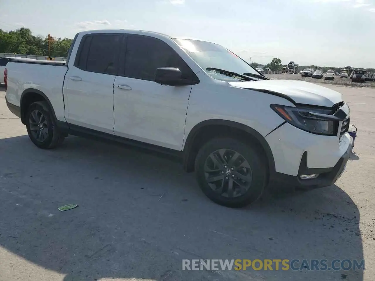4 Photograph of a damaged car 5FPYK3F18MB009882 HONDA RIDGELINE 2021