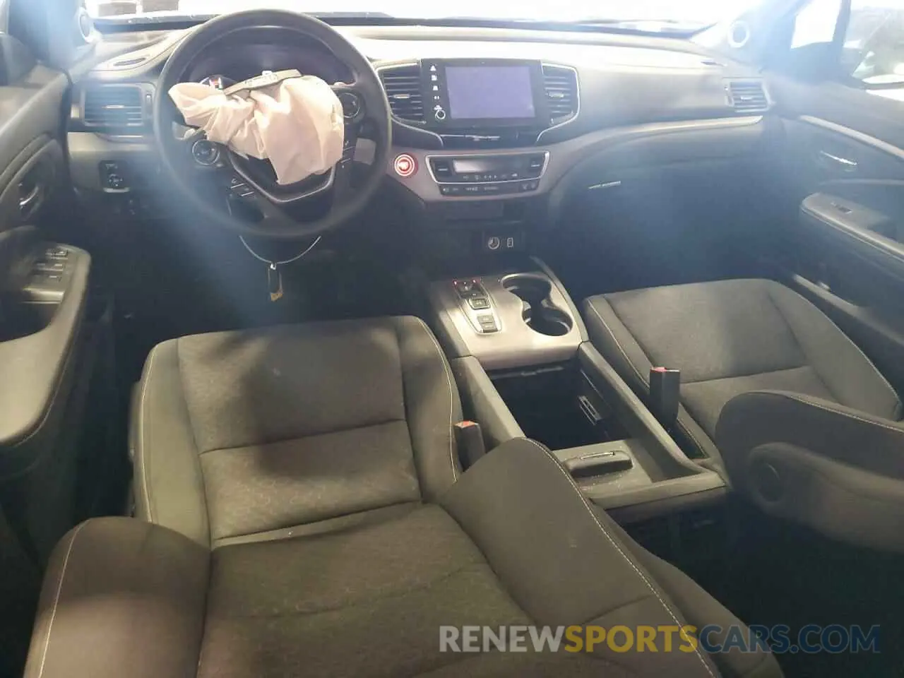 8 Photograph of a damaged car 5FPYK3F19MB024245 HONDA RIDGELINE 2021