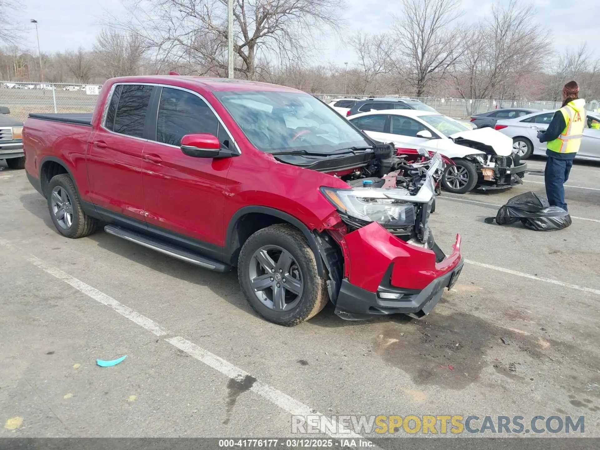 1 Photograph of a damaged car 5FPYK3F54MB014502 HONDA RIDGELINE 2021