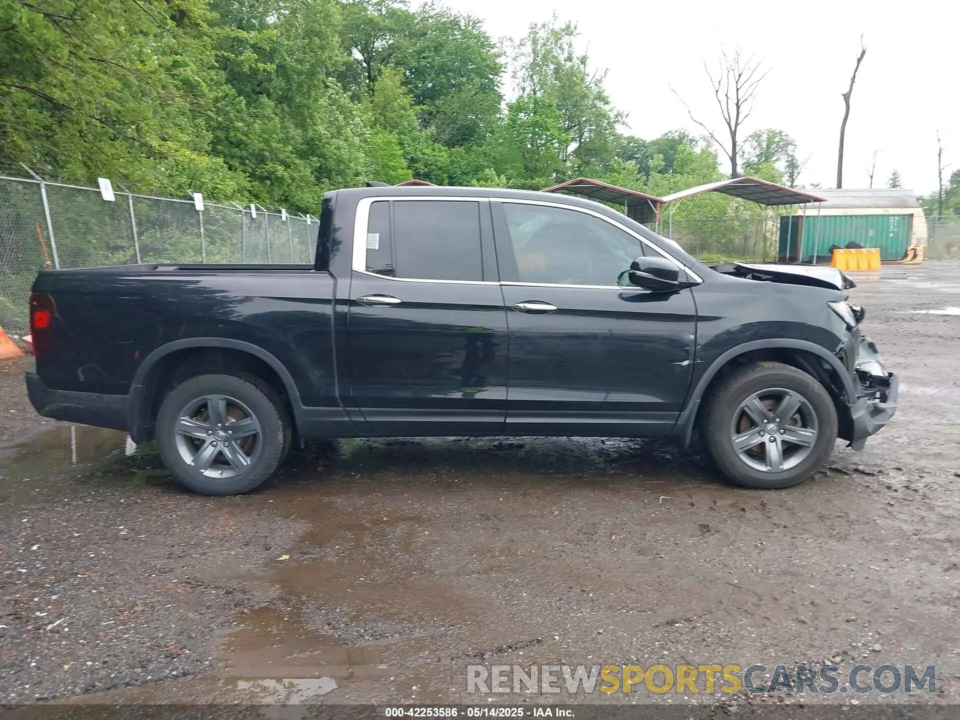 13 Photograph of a damaged car 5FPYK3F75MB015370 HONDA RIDGELINE 2021