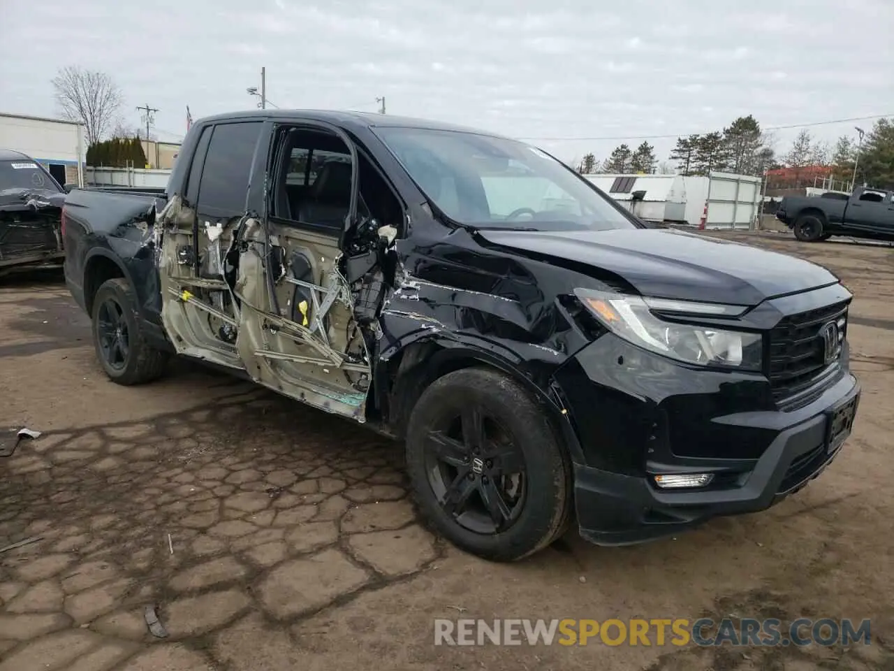 4 Photograph of a damaged car 5FPYK3F83MB014579 HONDA RIDGELINE 2021
