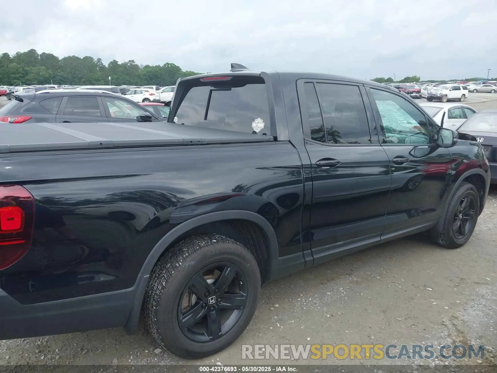 13 Photograph of a damaged car 5FPYK3F86MB012423 HONDA RIDGELINE 2021