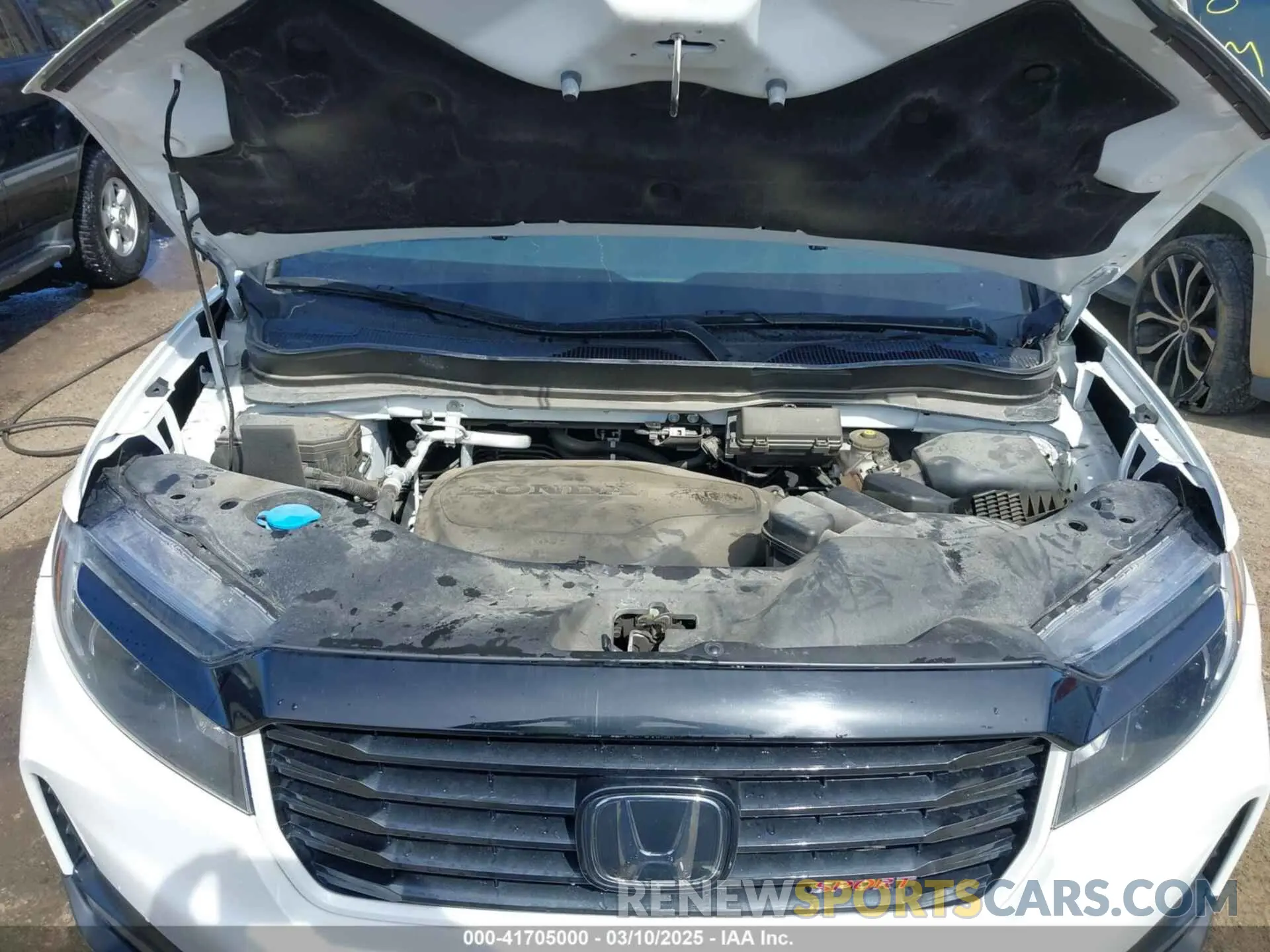10 Photograph of a damaged car 5FPYK3F12NB009135 HONDA RIDGELINE 2022
