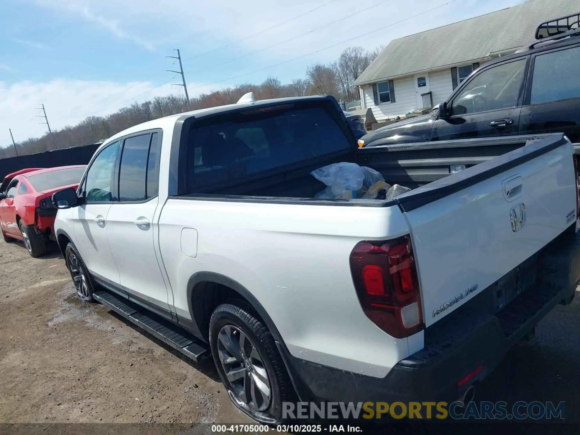 3 Photograph of a damaged car 5FPYK3F12NB009135 HONDA RIDGELINE 2022