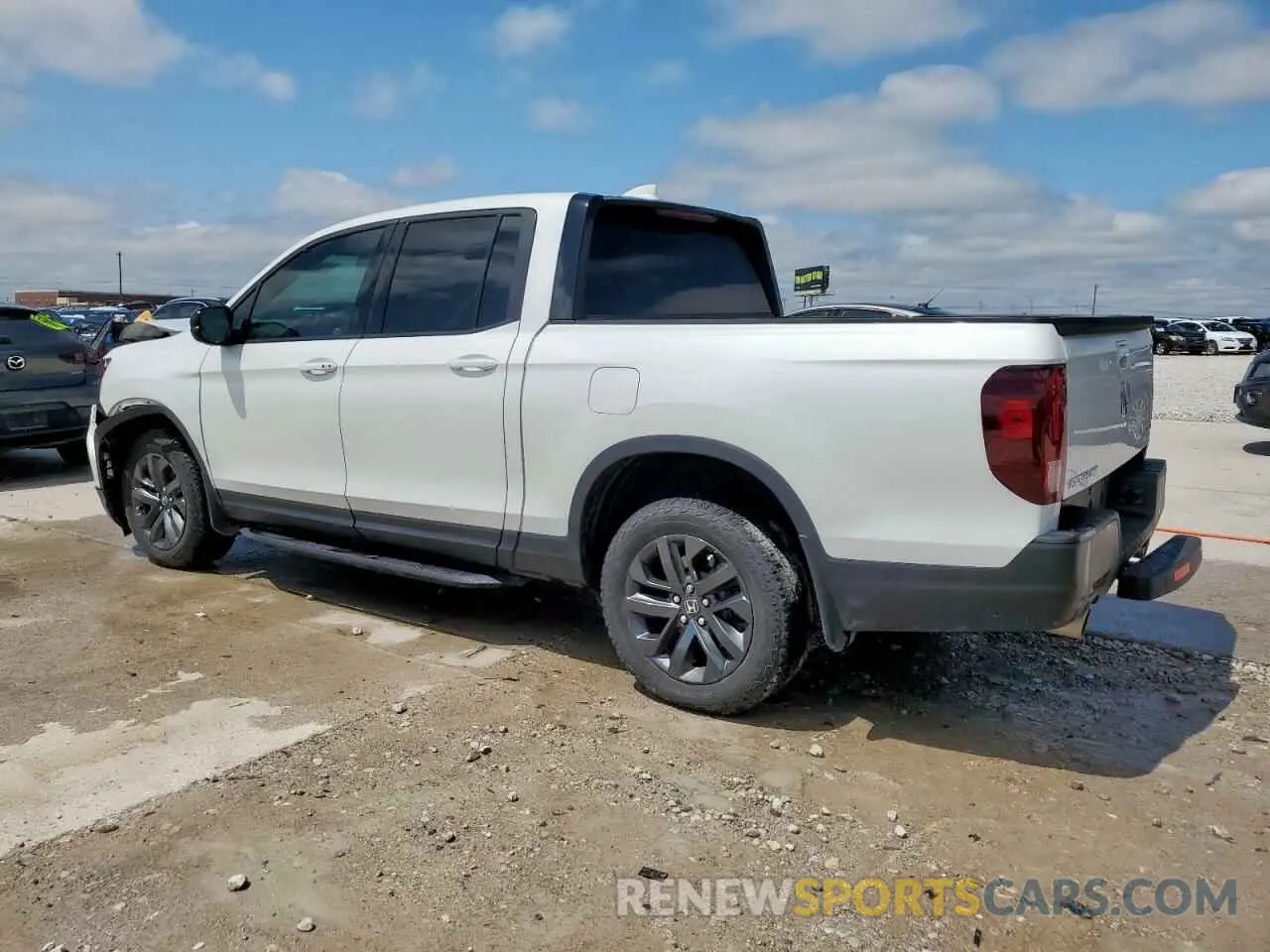 2 Photograph of a damaged car 5FPYK3F16NB013379 HONDA RIDGELINE 2022