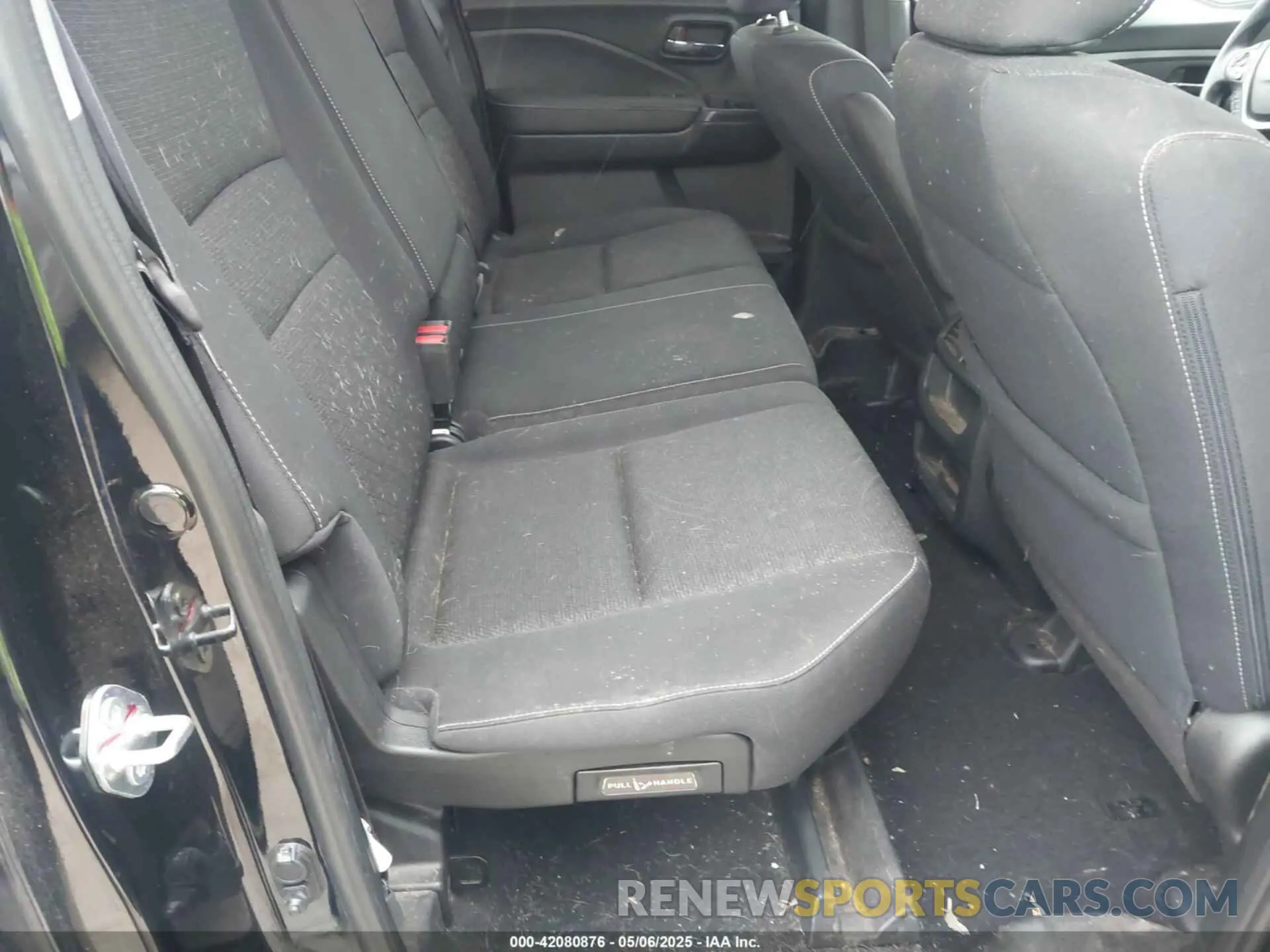 8 Photograph of a damaged car 5FPYK3F18NB007356 HONDA RIDGELINE 2022