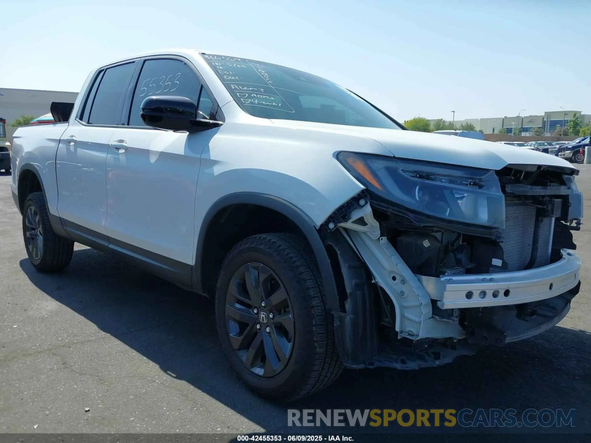 1 Photograph of a damaged car 5FPYK3F18NB009155 HONDA RIDGELINE 2022