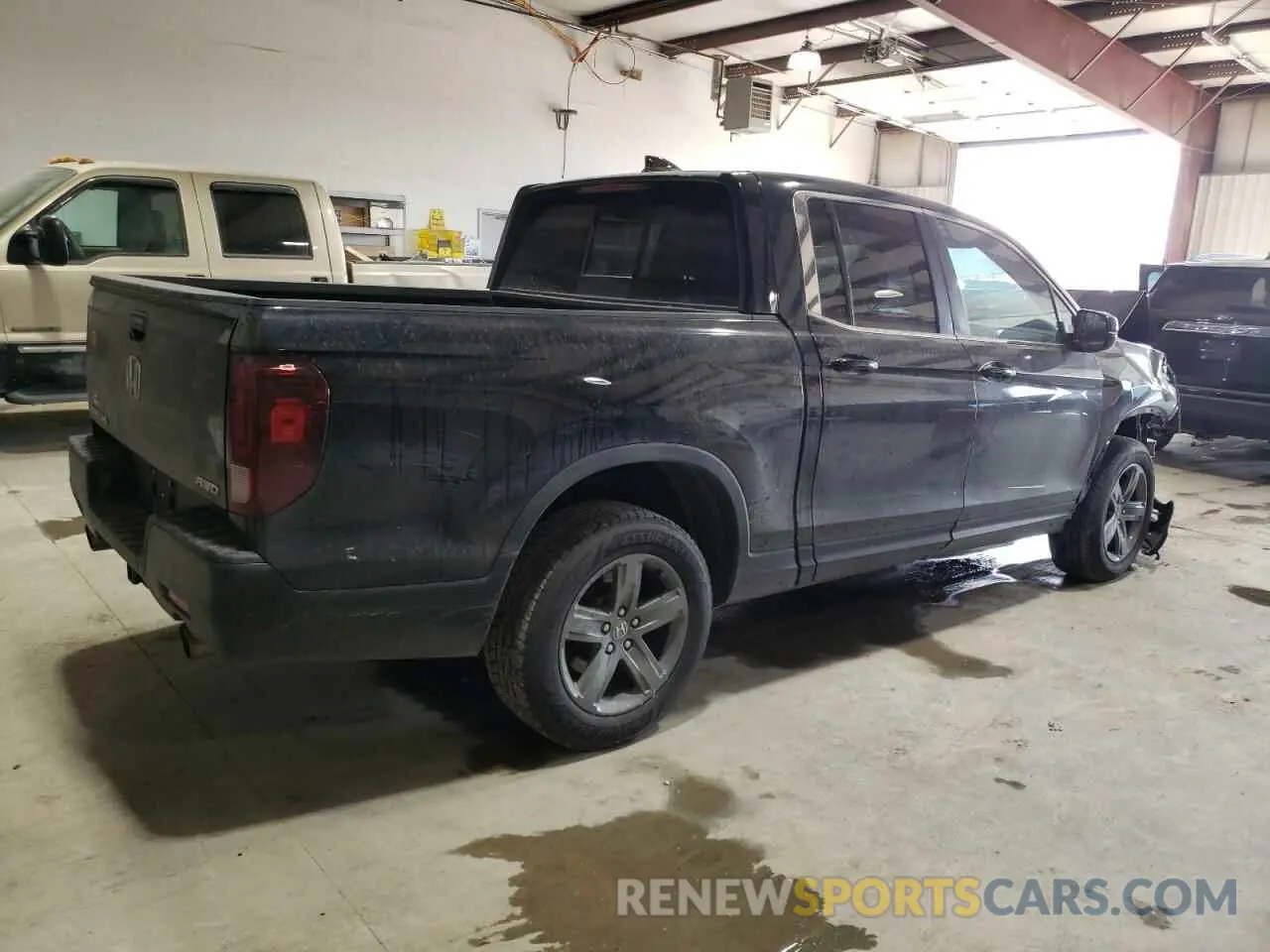 3 Photograph of a damaged car 5FPYK3F54NB004098 HONDA RIDGELINE 2022