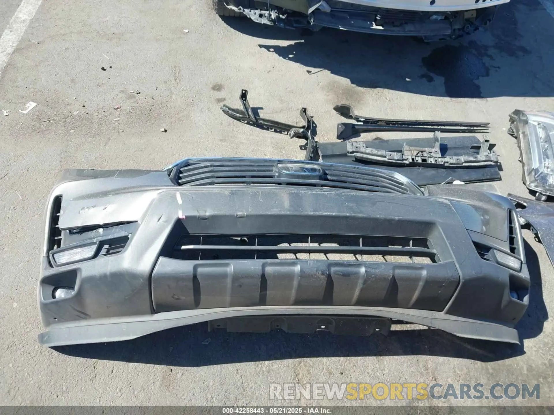 12 Photograph of a damaged car 5FPYK3F58NB007618 HONDA RIDGELINE 2022
