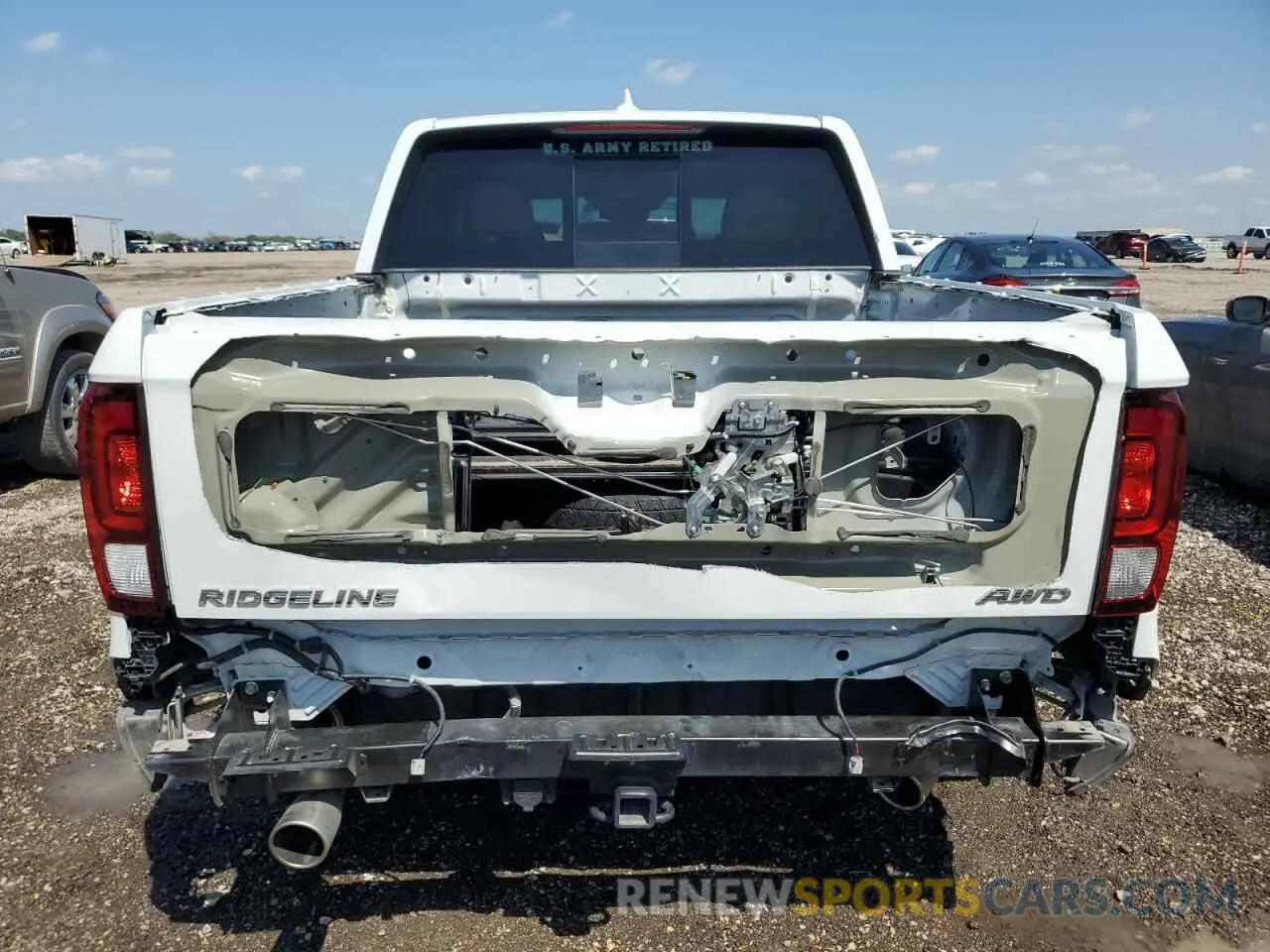 6 Photograph of a damaged car 5FPYK3F73NB022948 HONDA RIDGELINE 2022