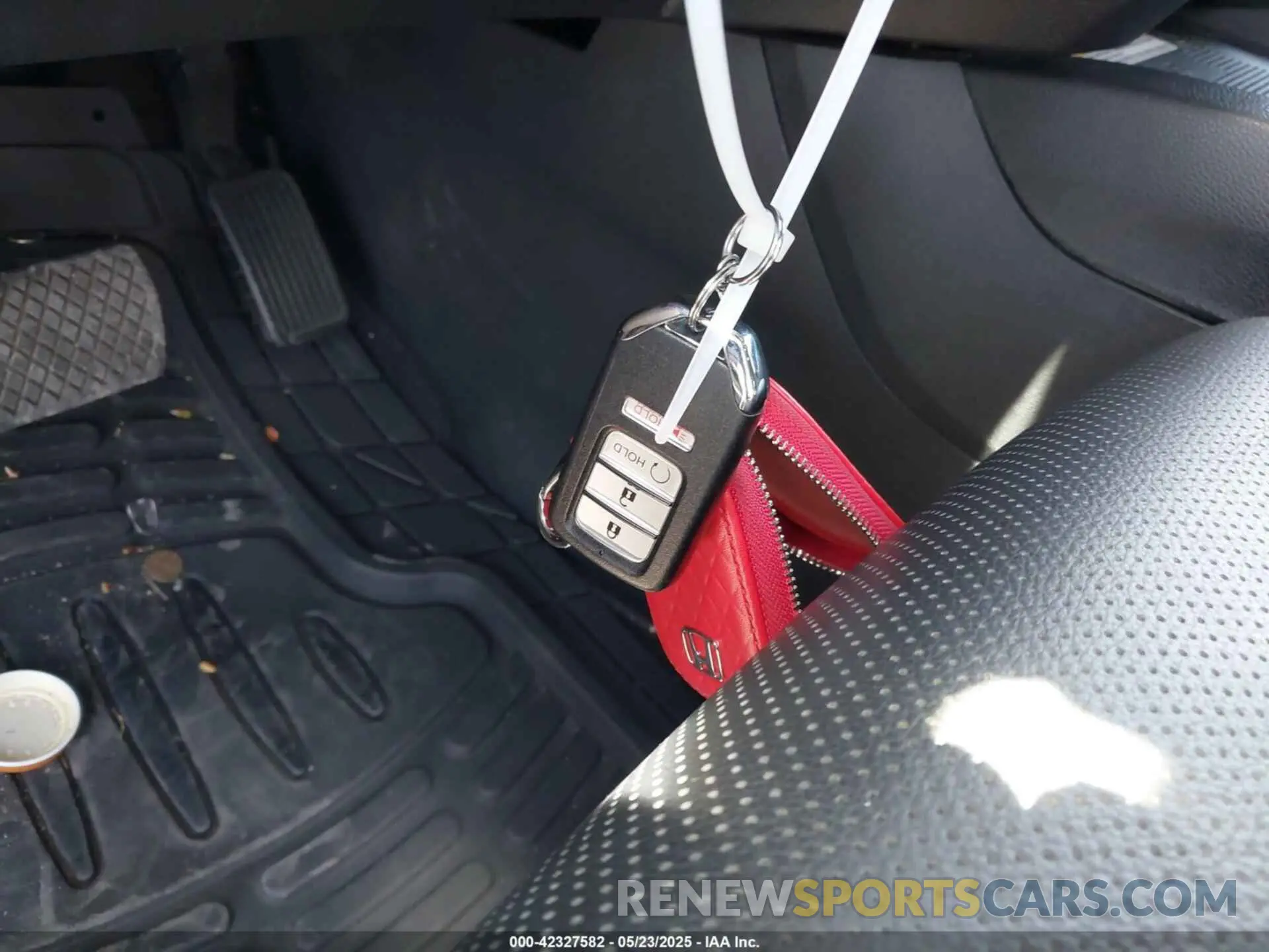 11 Photograph of a damaged car 5FPYK3F76NB019199 HONDA RIDGELINE 2022