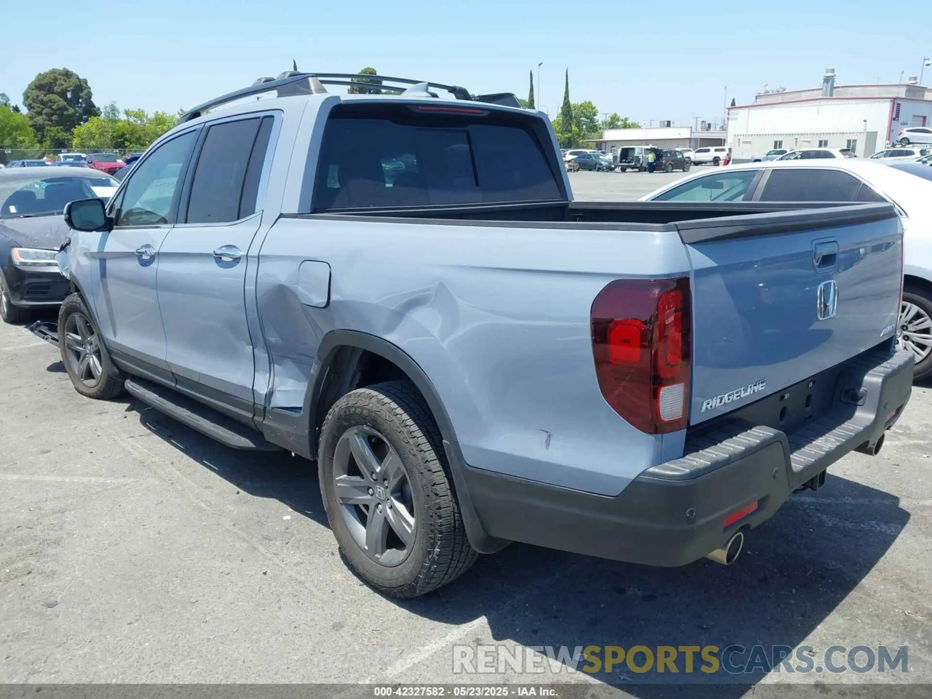 3 Photograph of a damaged car 5FPYK3F76NB019199 HONDA RIDGELINE 2022