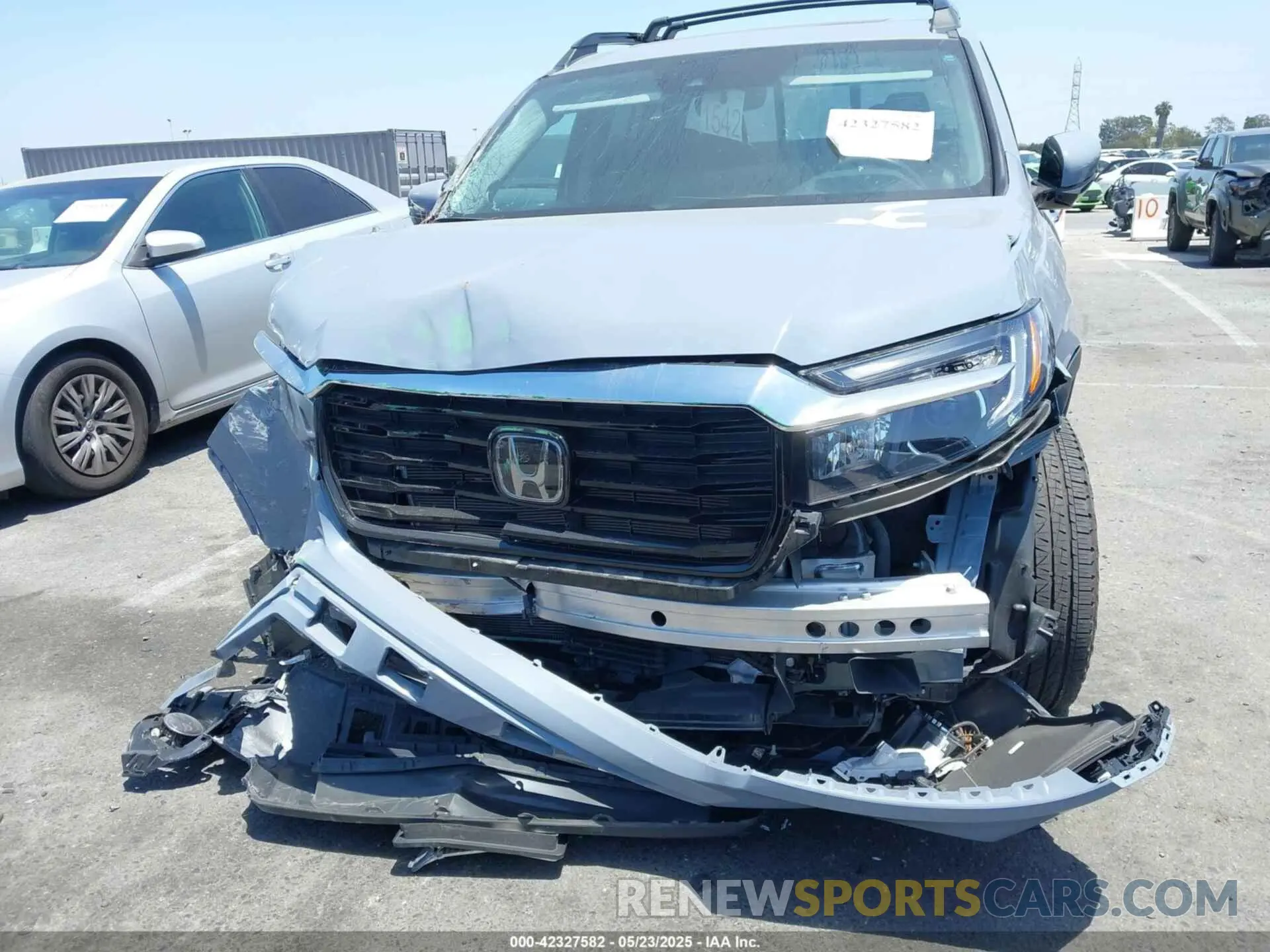 6 Photograph of a damaged car 5FPYK3F76NB019199 HONDA RIDGELINE 2022