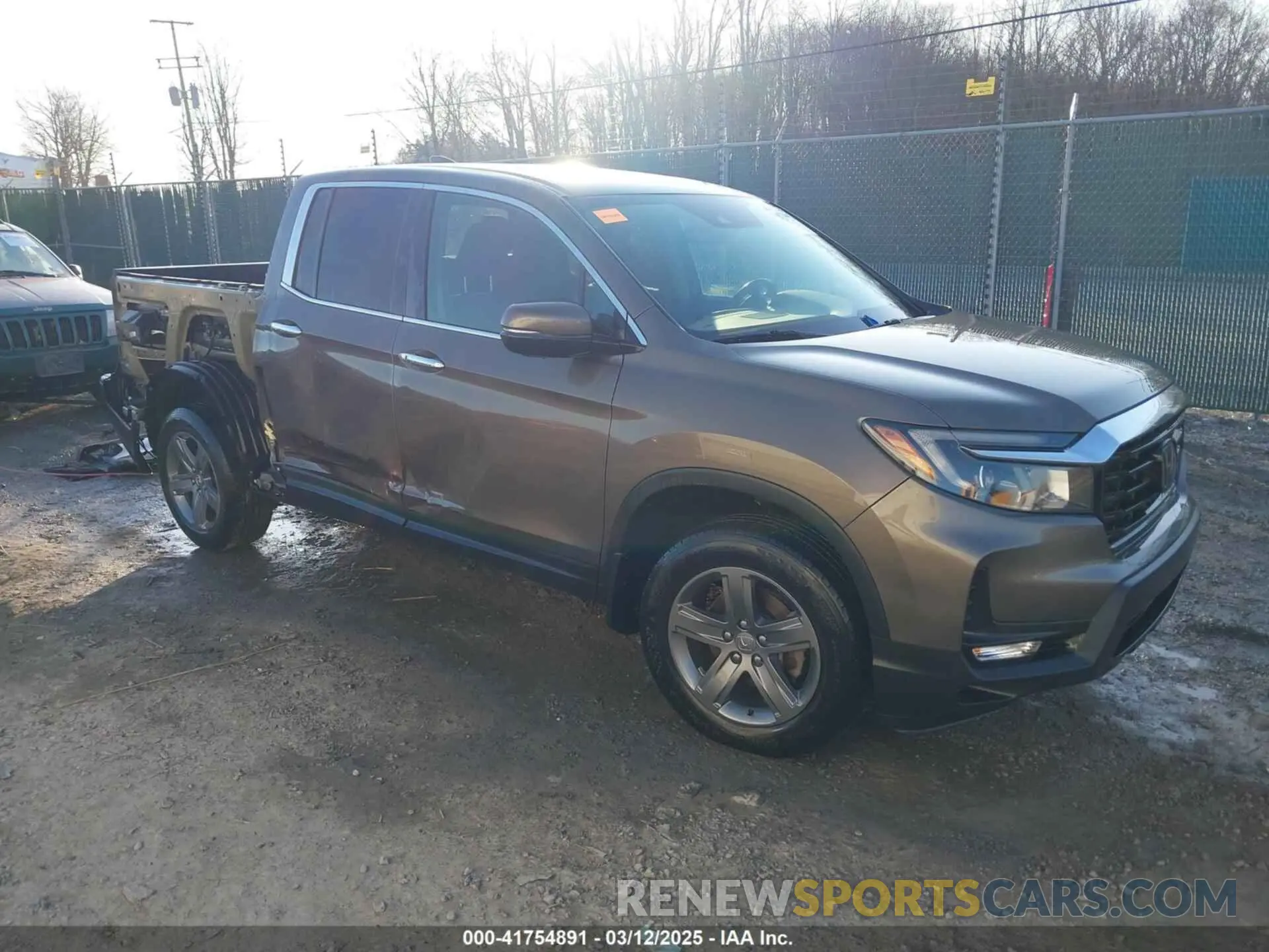 1 Photograph of a damaged car 5FPYK3F79NB005152 HONDA RIDGELINE 2022