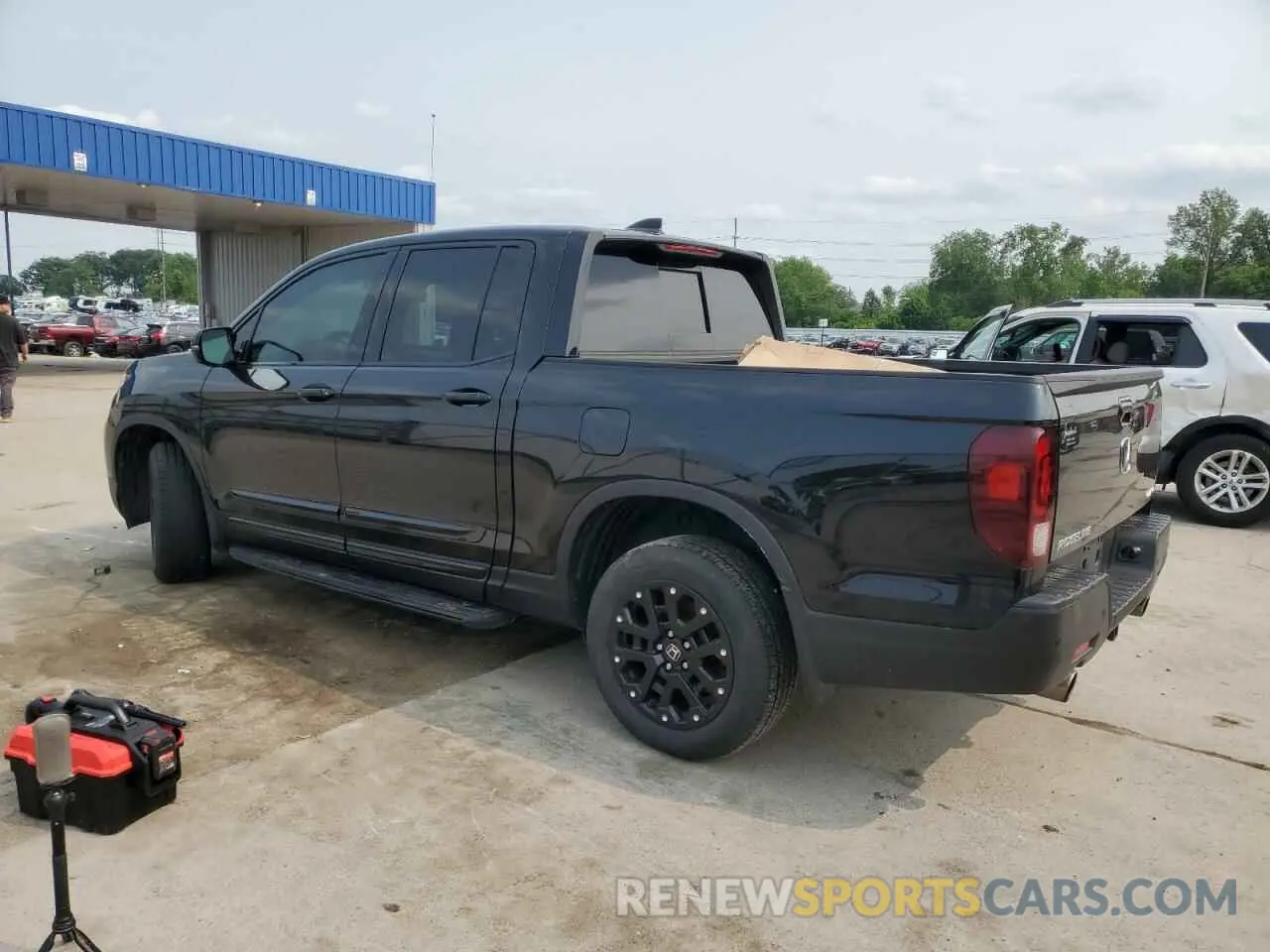 2 Photograph of a damaged car 5FPYK3F79NB010478 HONDA RIDGELINE 2022