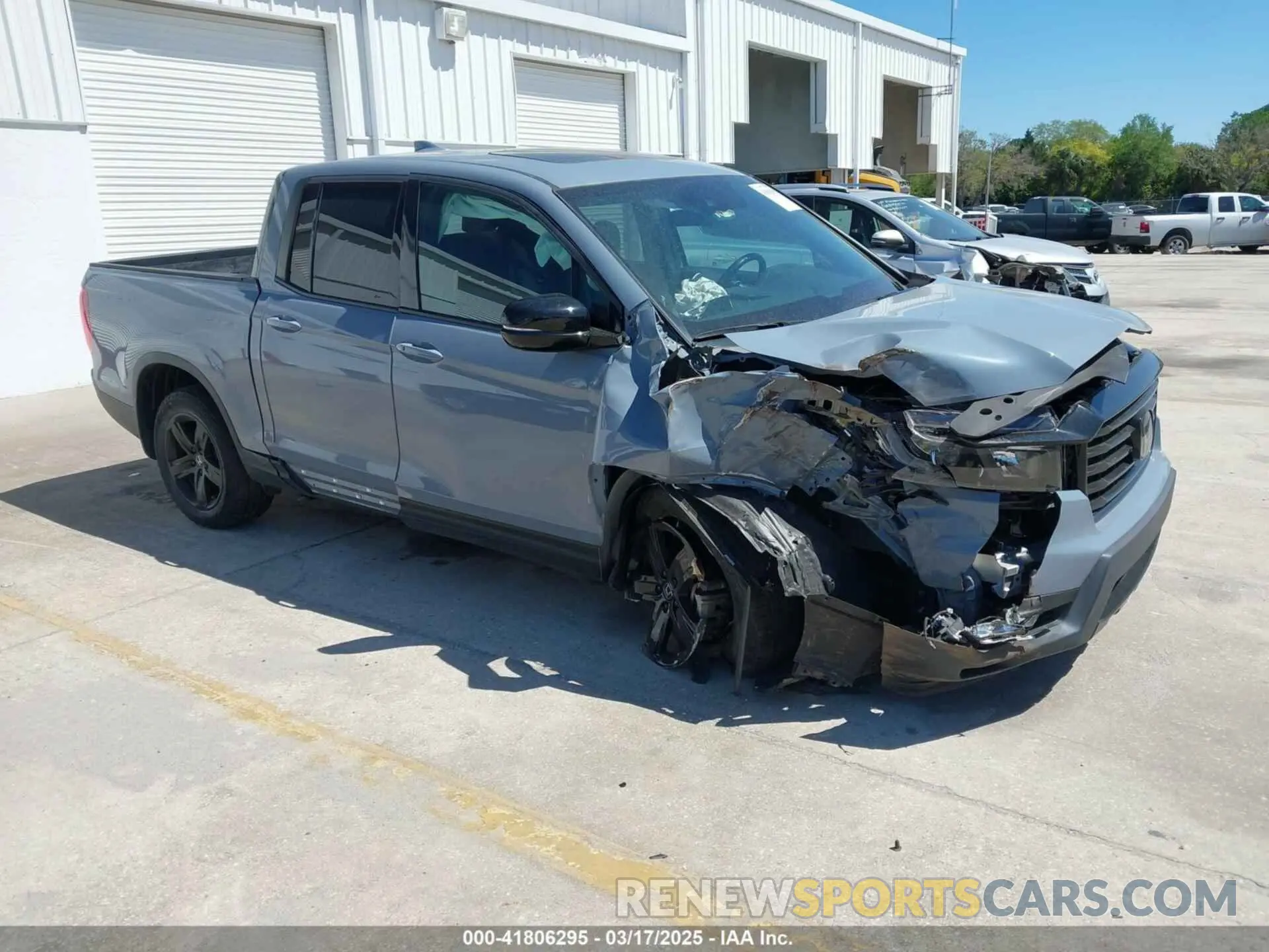 1 Photograph of a damaged car 5FPYK3F81NB035917 HONDA RIDGELINE 2022