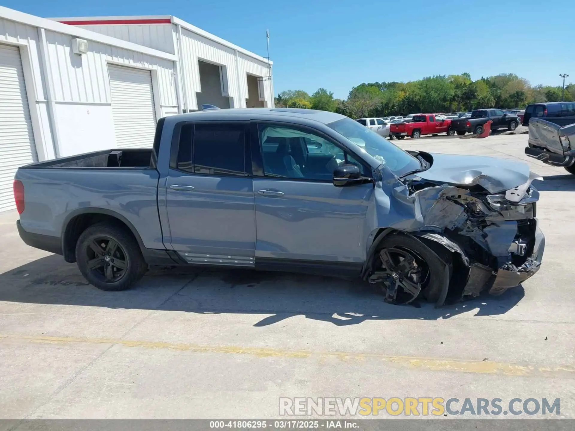 13 Photograph of a damaged car 5FPYK3F81NB035917 HONDA RIDGELINE 2022