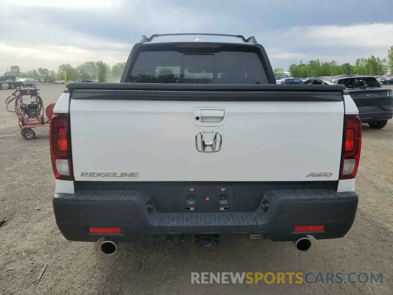 6 Photograph of a damaged car 5FPYK3F81NB503144 HONDA RIDGELINE 2022