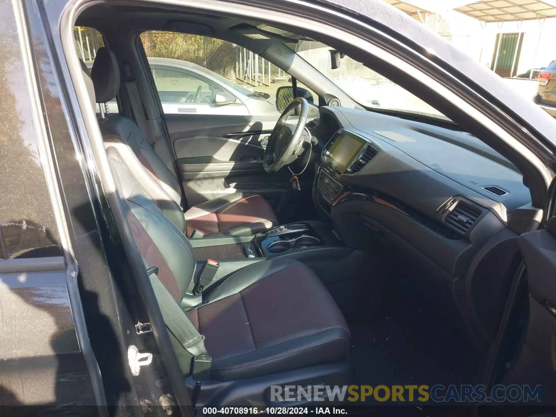 5 Photograph of a damaged car 5FPYK3F84NB008002 HONDA RIDGELINE 2022