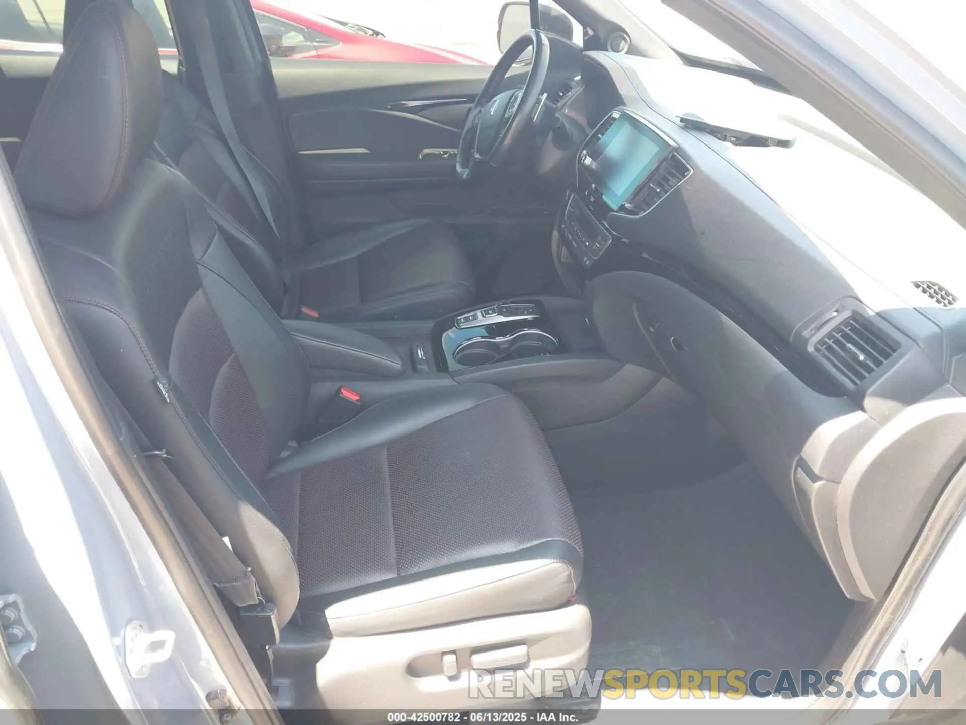 5 Photograph of a damaged car 5FPYK3F8XNB027184 HONDA RIDGELINE 2022
