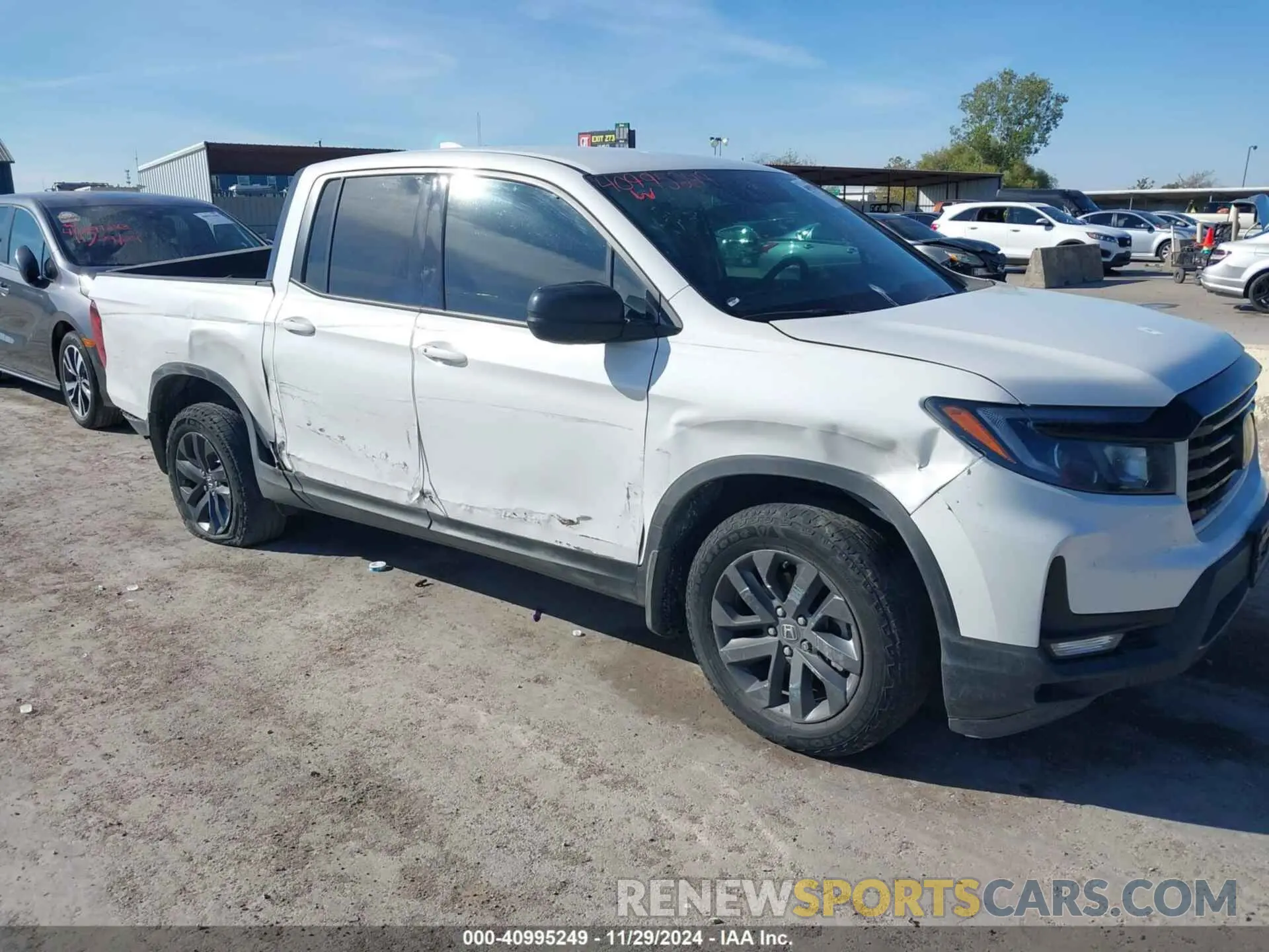 17 Photograph of a damaged car 5FPYK3F14PB041099 HONDA RIDGELINE 2023