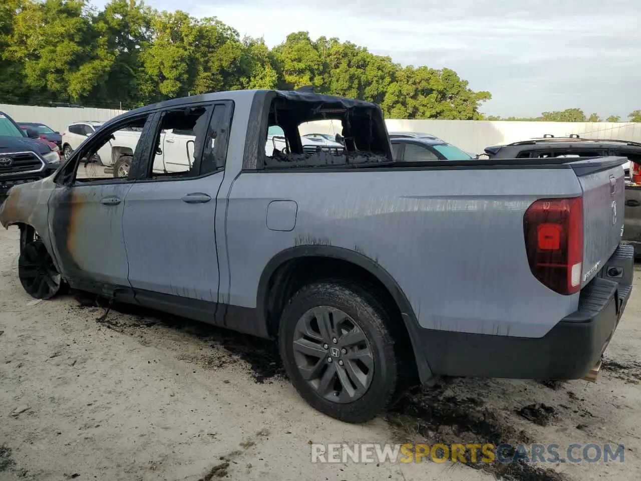 2 Photograph of a damaged car 5FPYK3F15PB047817 HONDA RIDGELINE 2023