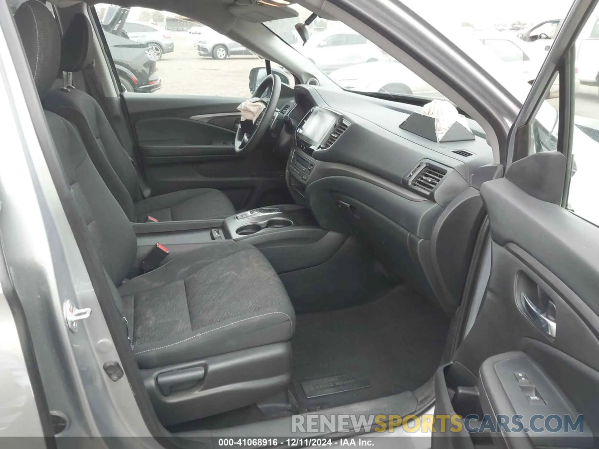 5 Photograph of a damaged car 5FPYK3F16PB049866 HONDA RIDGELINE 2023