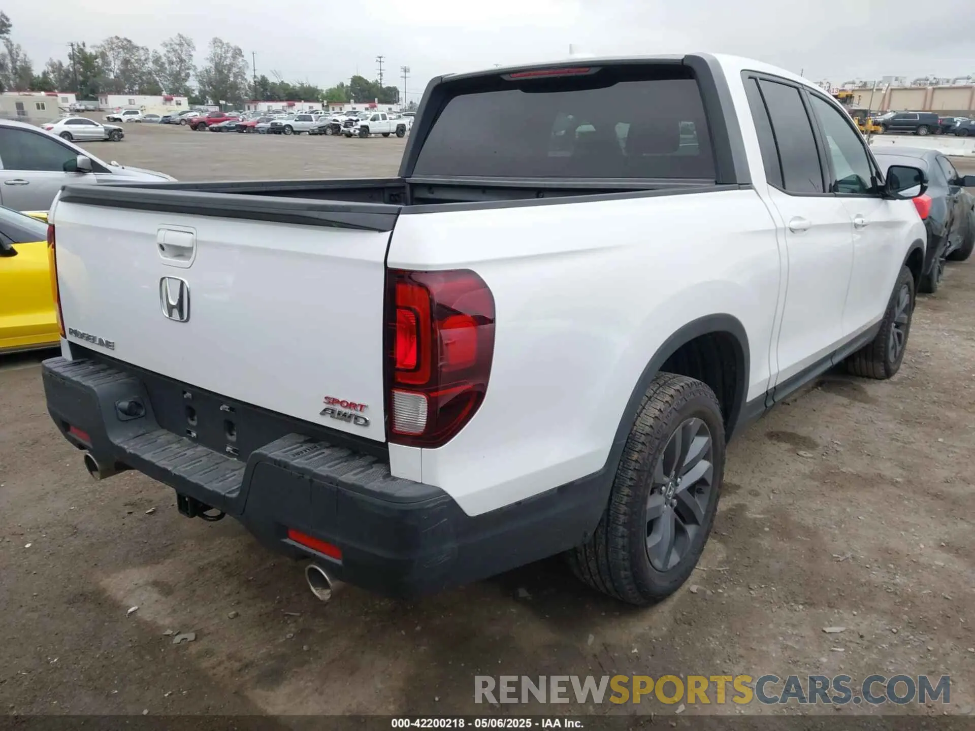 4 Photograph of a damaged car 5FPYK3F19PB057816 HONDA RIDGELINE 2023