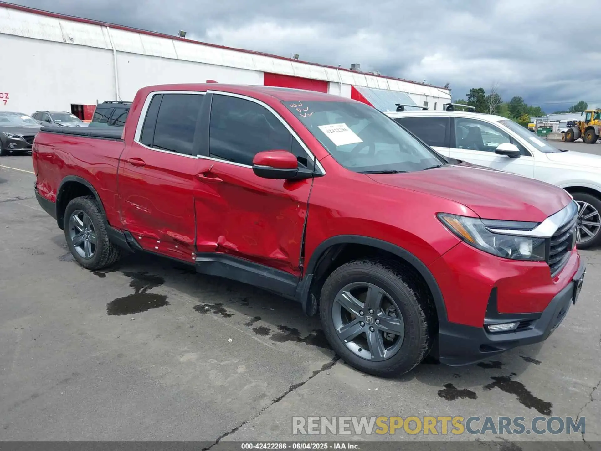 1 Photograph of a damaged car 5FPYK3F51PB015501 HONDA RIDGELINE 2023