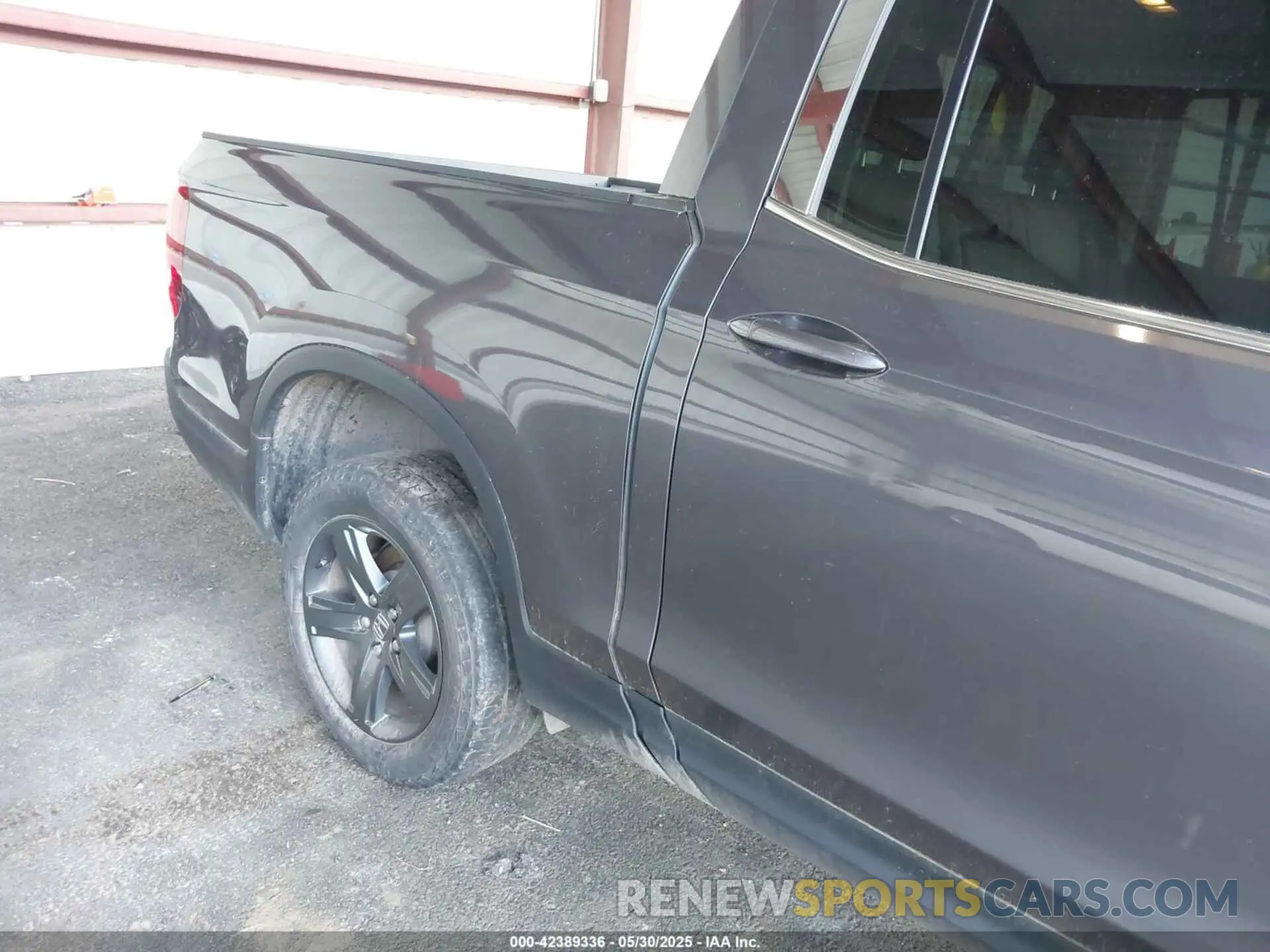 6 Photograph of a damaged car 5FPYK3F52PB046921 HONDA RIDGELINE 2023