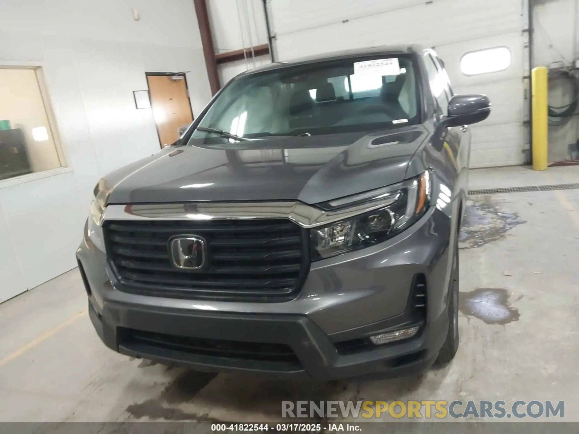 12 Photograph of a damaged car 5FPYK3F53PB008033 HONDA RIDGELINE 2023