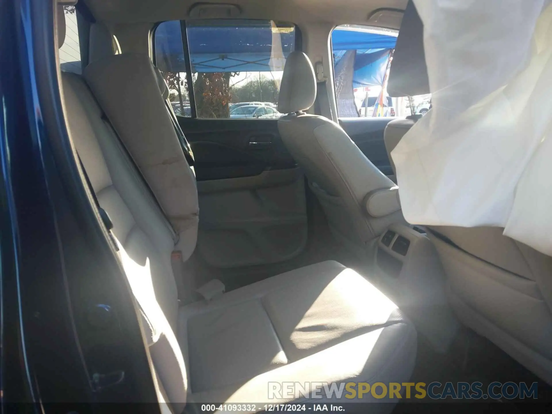 8 Photograph of a damaged car 5FPYK3F54PB028484 HONDA RIDGELINE 2023