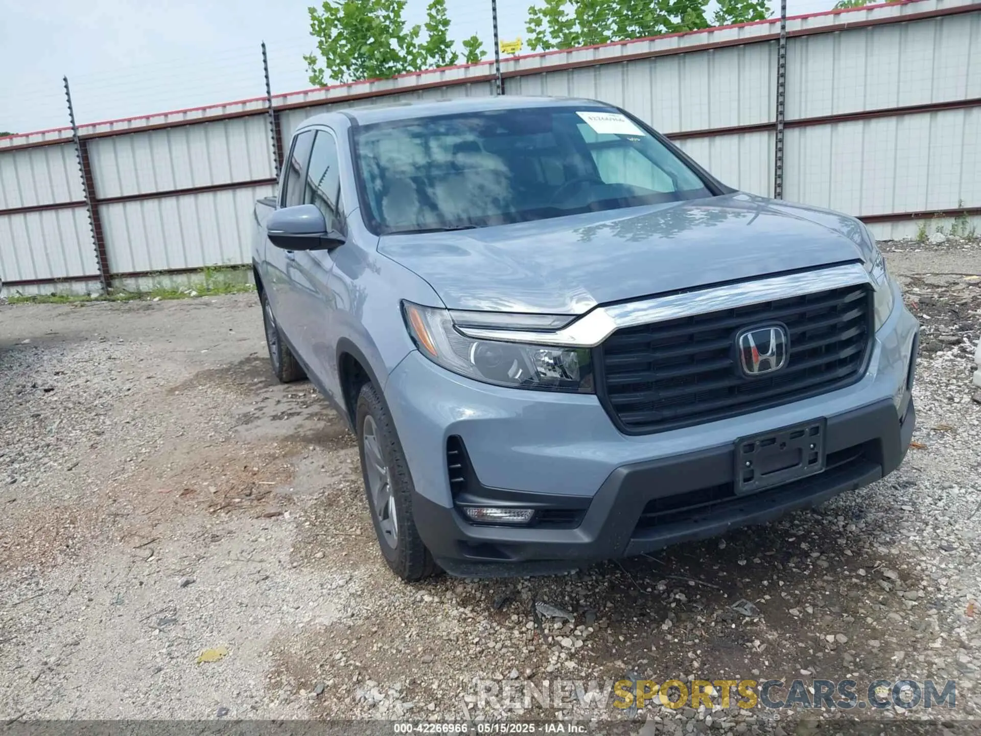 1 Photograph of a damaged car 5FPYK3F57PB056747 HONDA RIDGELINE 2023