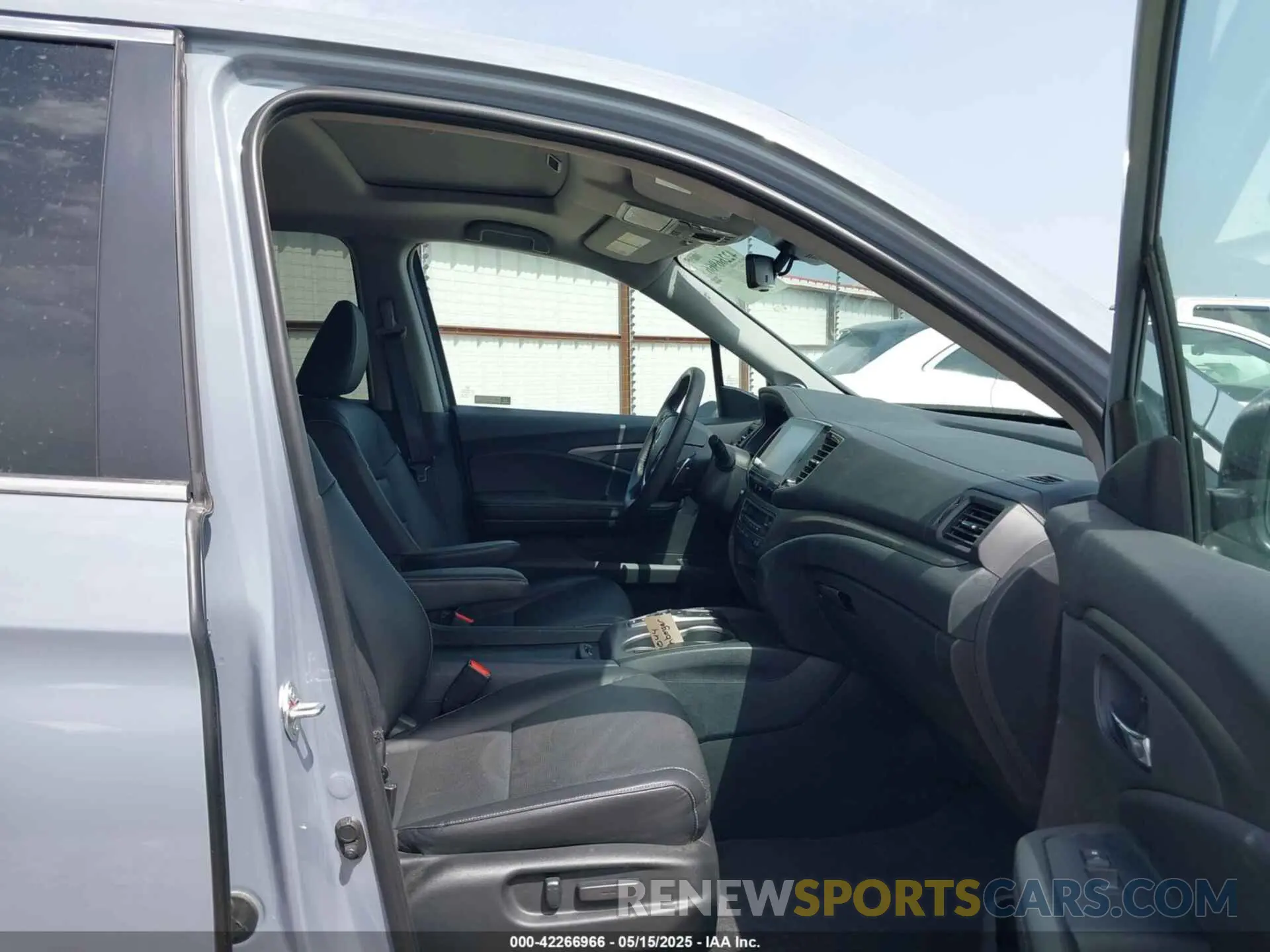 5 Photograph of a damaged car 5FPYK3F57PB056747 HONDA RIDGELINE 2023