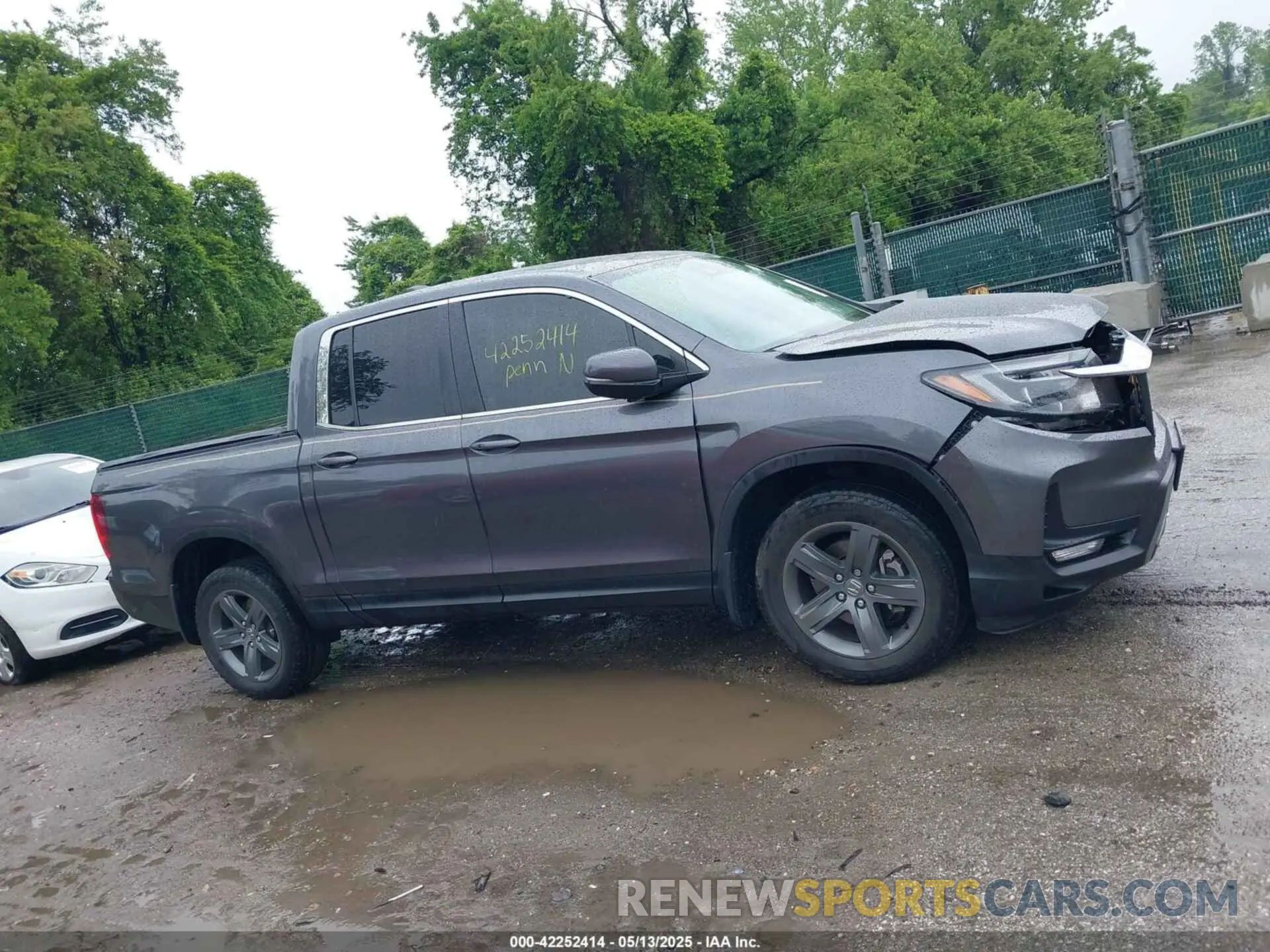 13 Photograph of a damaged car 5FPYK3F5XPB030014 HONDA RIDGELINE 2023