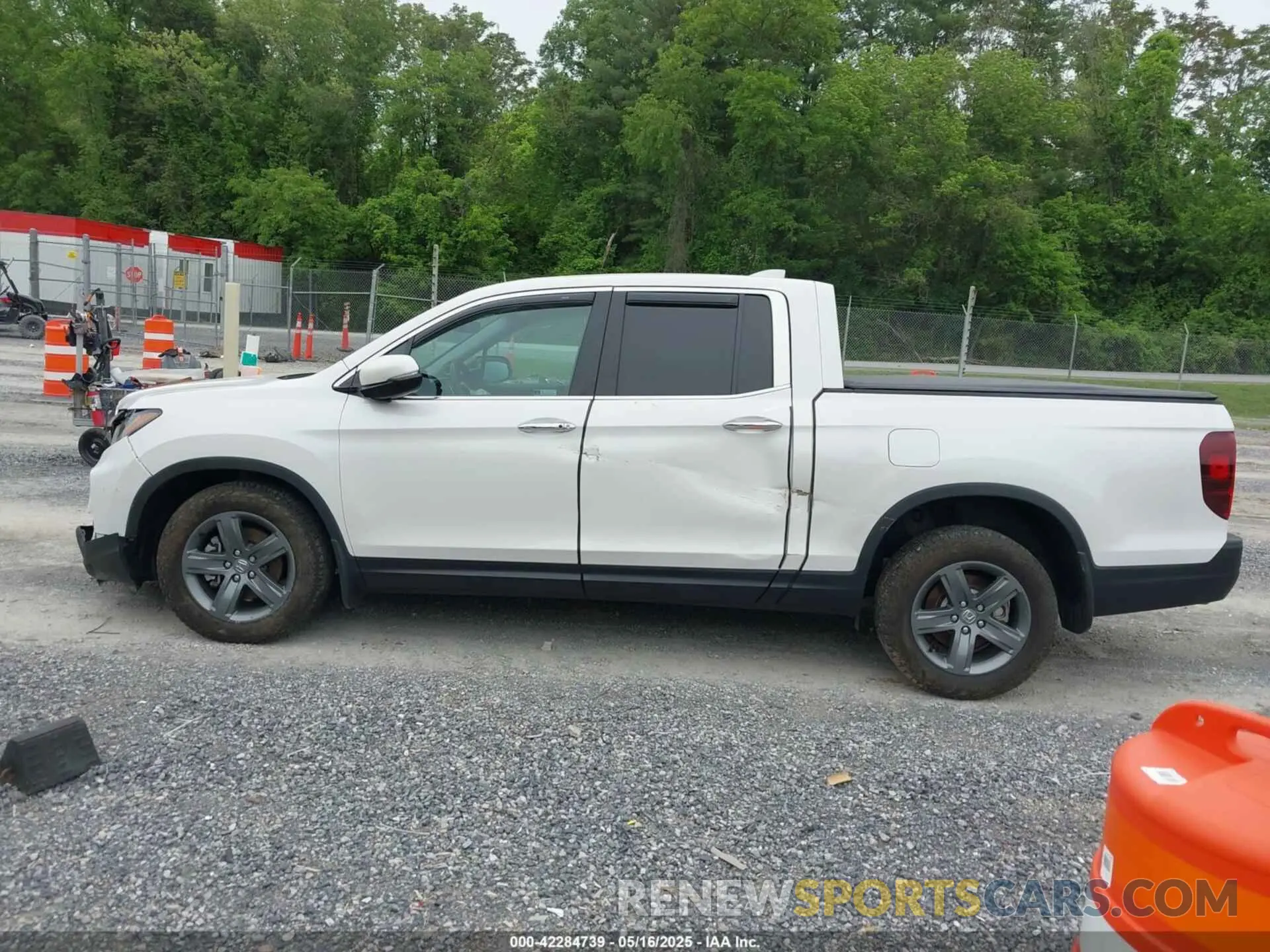 14 Photograph of a damaged car 5FPYK3F72PB031630 HONDA RIDGELINE 2023