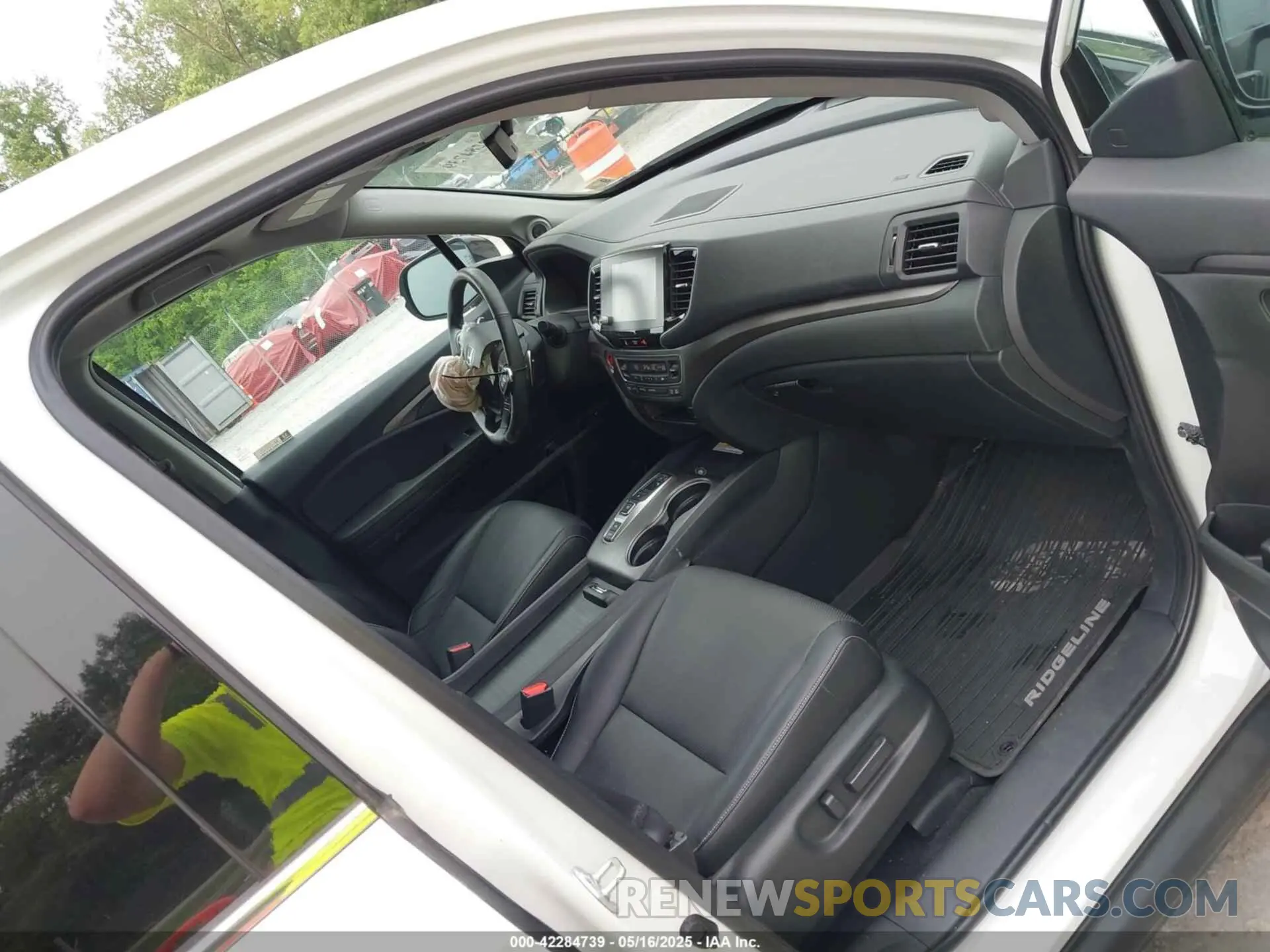 5 Photograph of a damaged car 5FPYK3F72PB031630 HONDA RIDGELINE 2023