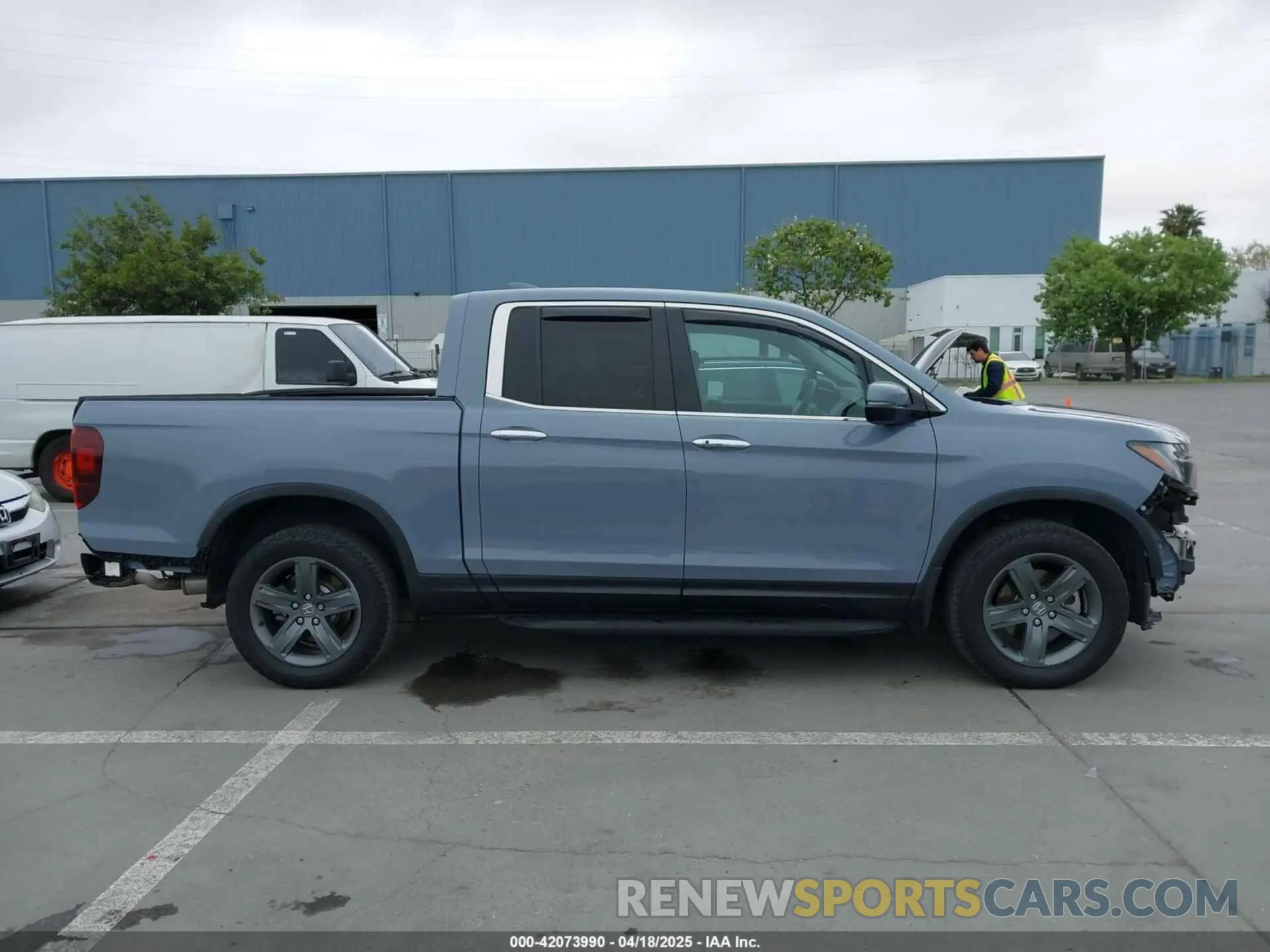 14 Photograph of a damaged car 5FPYK3F77PB001491 HONDA RIDGELINE 2023