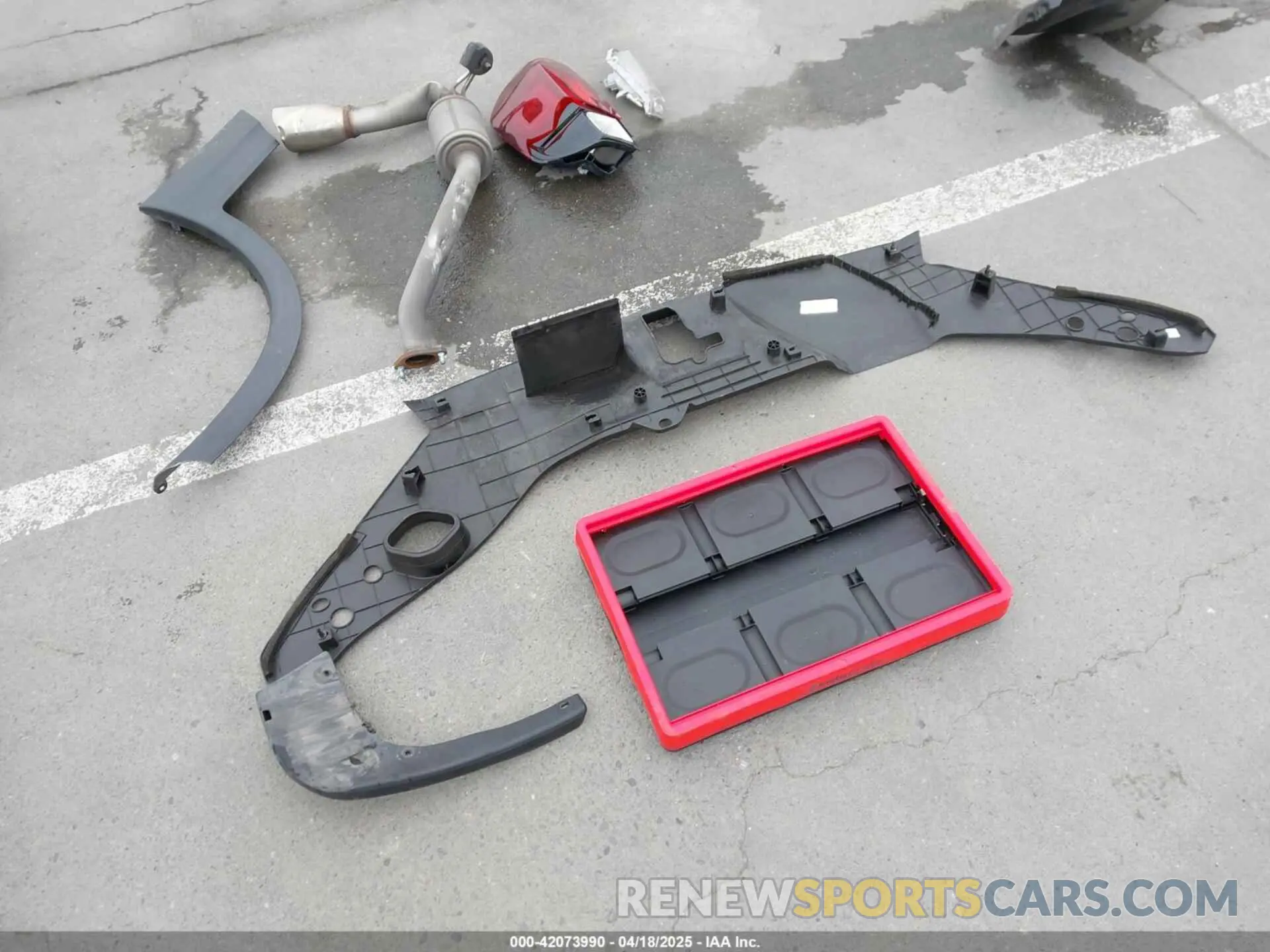 18 Photograph of a damaged car 5FPYK3F77PB001491 HONDA RIDGELINE 2023