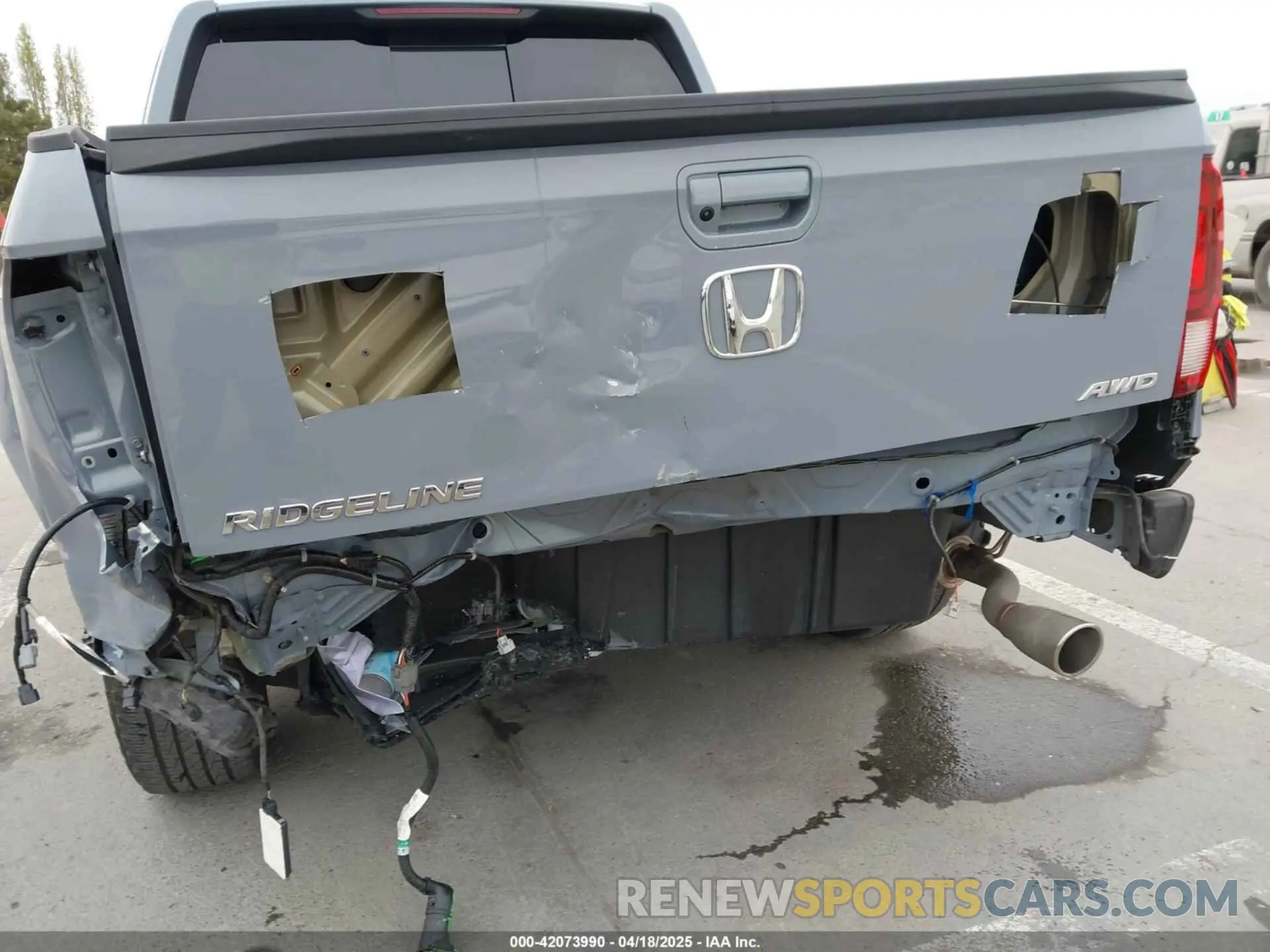 6 Photograph of a damaged car 5FPYK3F77PB001491 HONDA RIDGELINE 2023