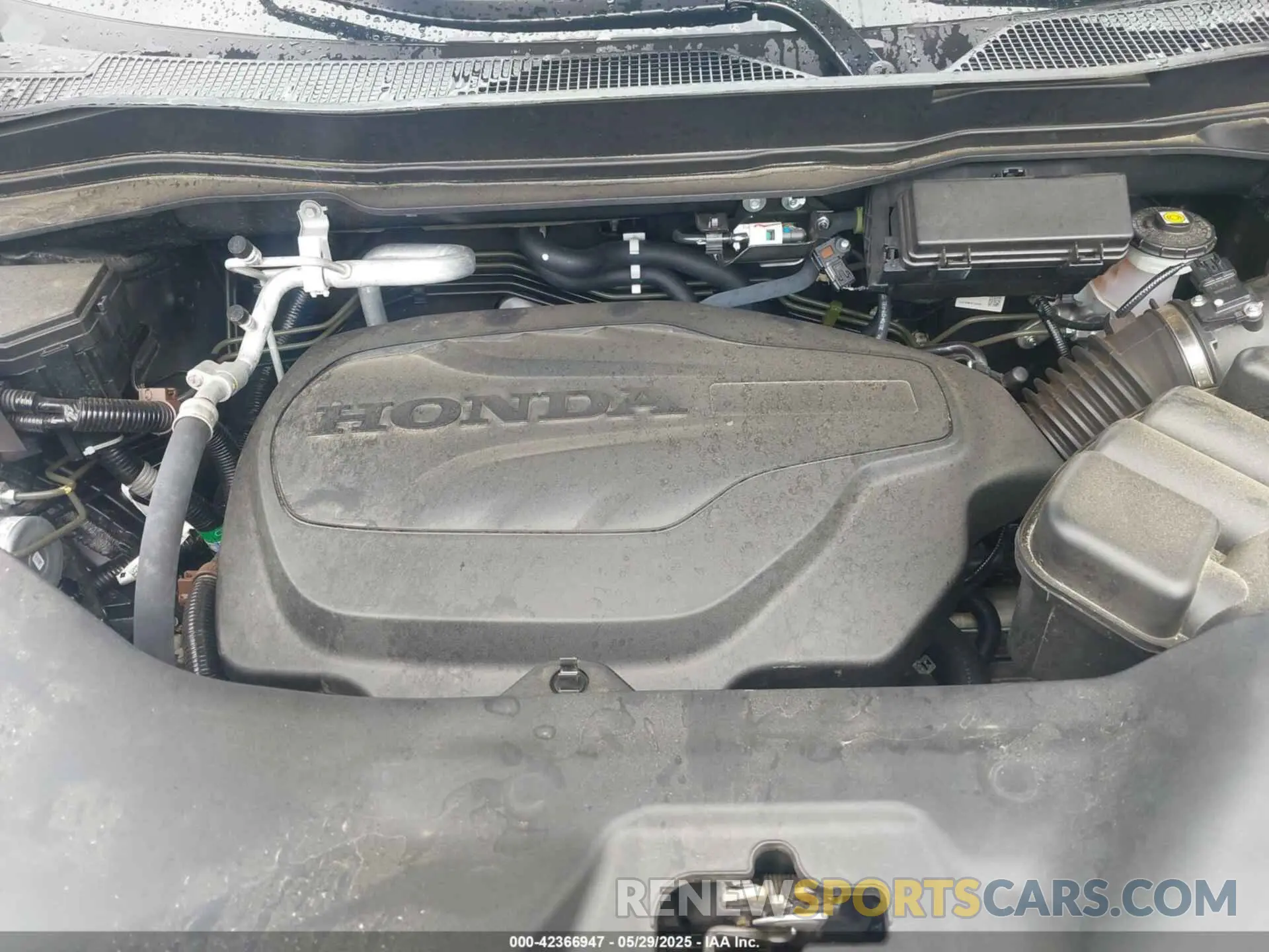 10 Photograph of a damaged car 5FPYK3F77PB052828 HONDA RIDGELINE 2023