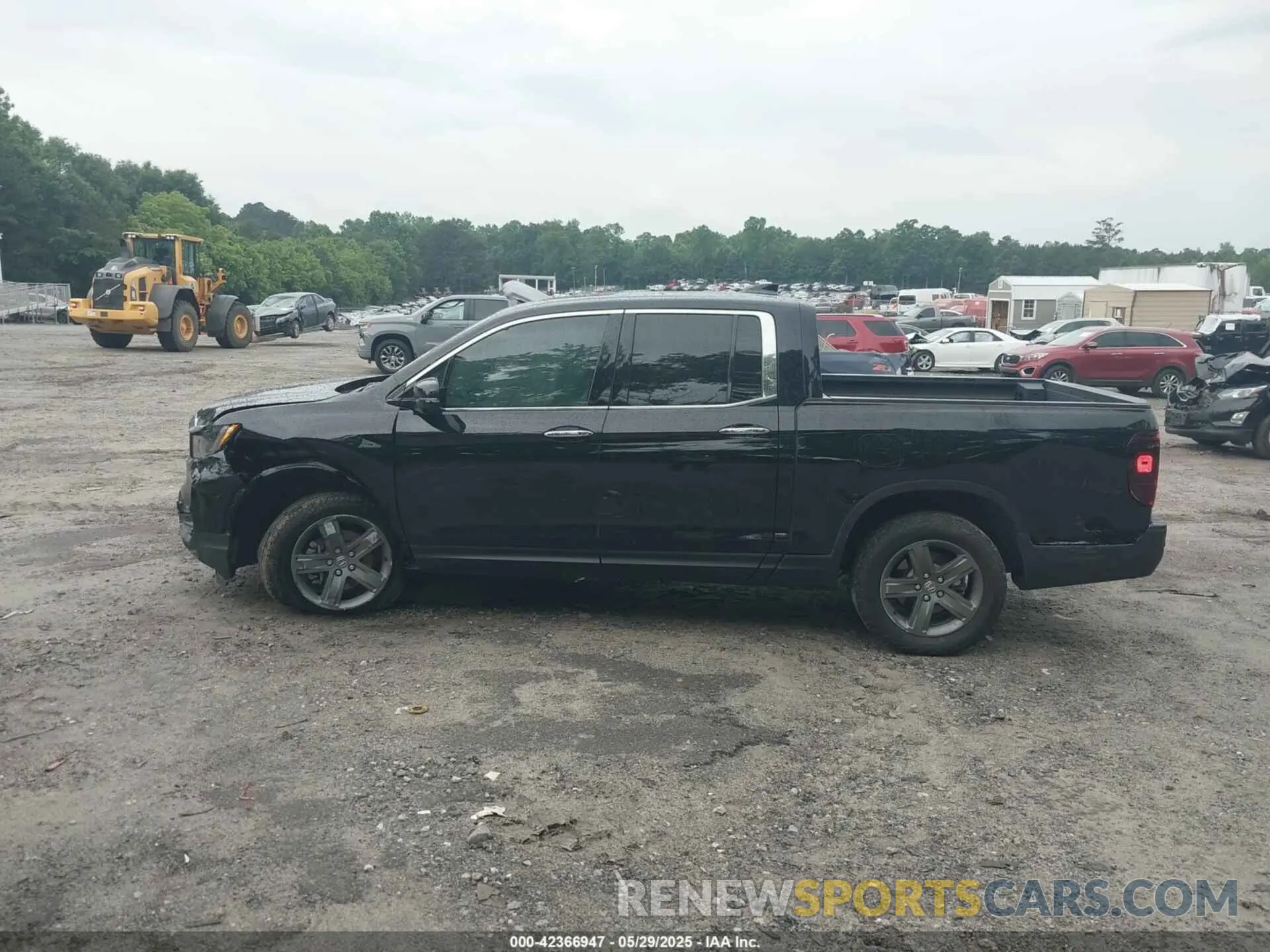 14 Photograph of a damaged car 5FPYK3F77PB052828 HONDA RIDGELINE 2023