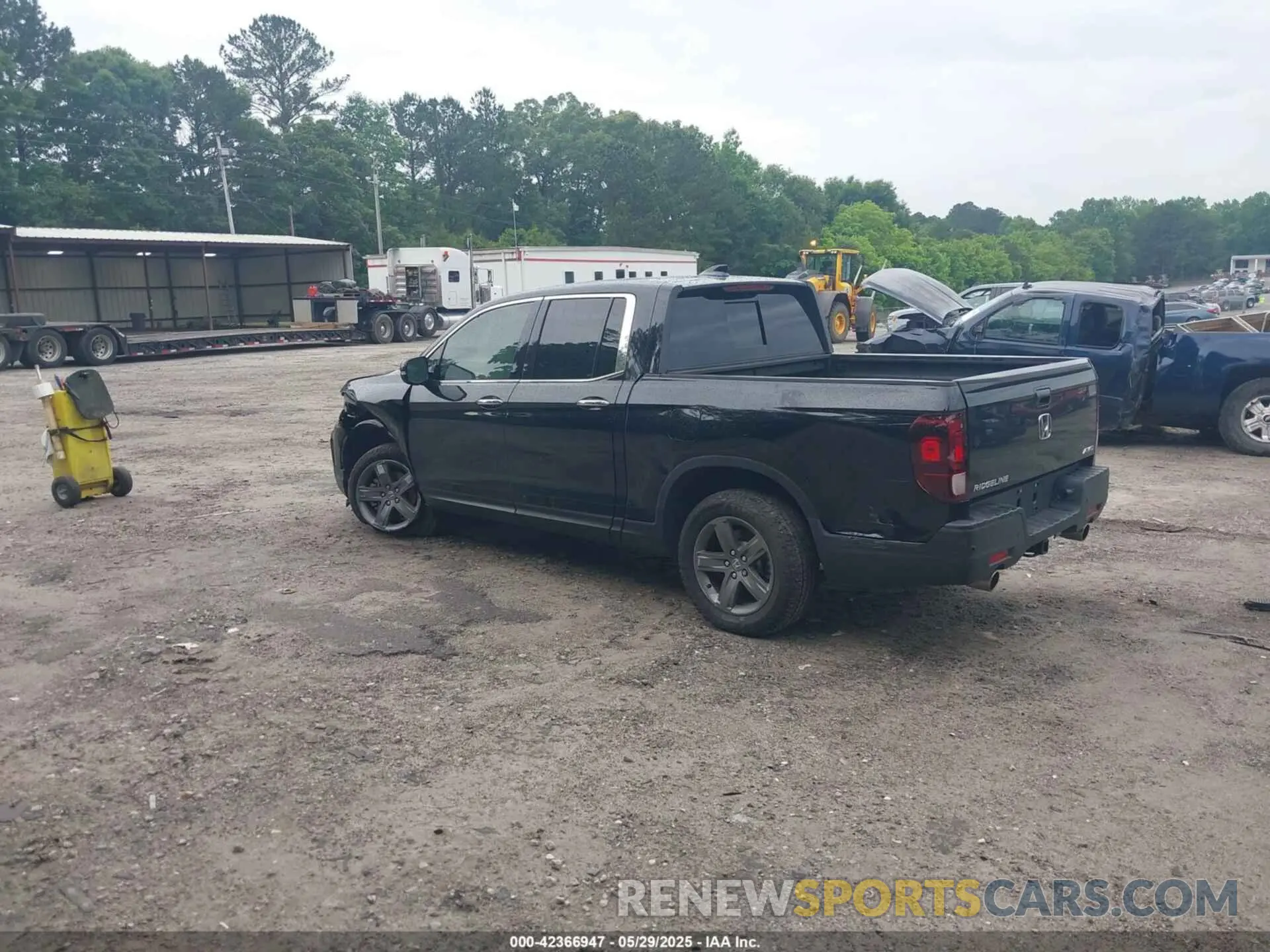 3 Photograph of a damaged car 5FPYK3F77PB052828 HONDA RIDGELINE 2023